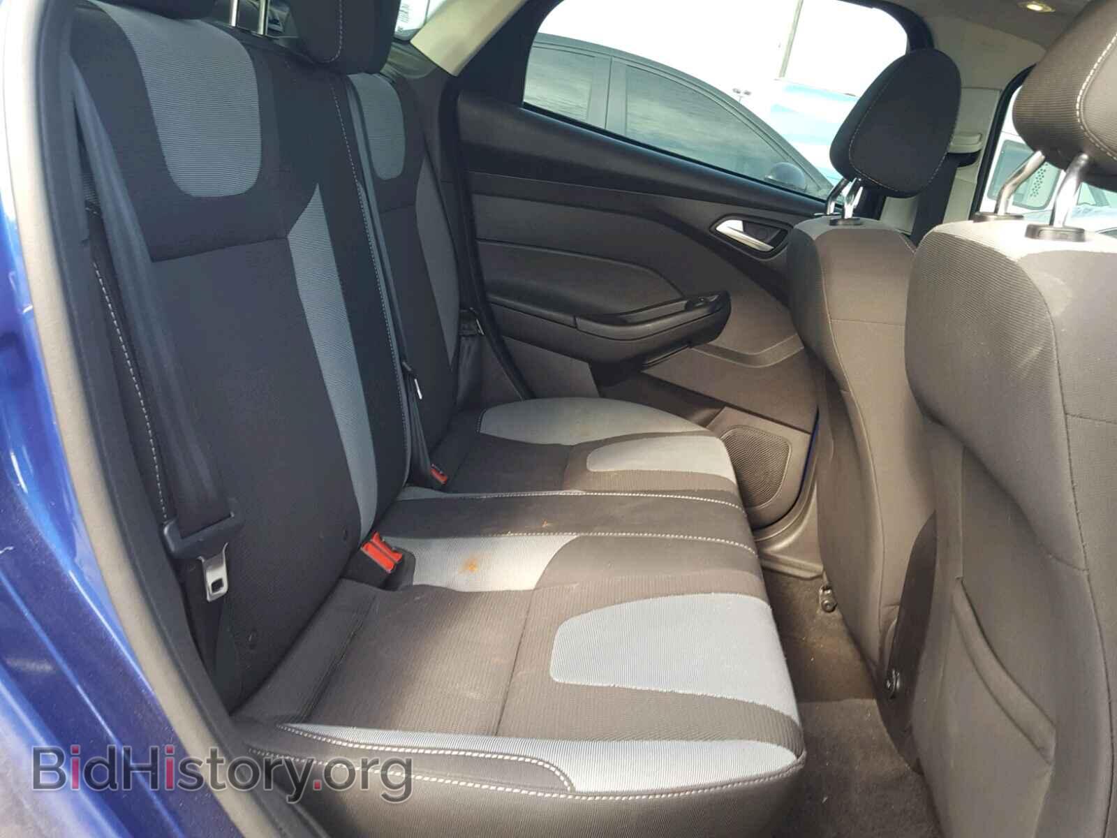 2012 Ford FOCUS (VIN 1FAHP3F24CL205483) — фото 6 из 10