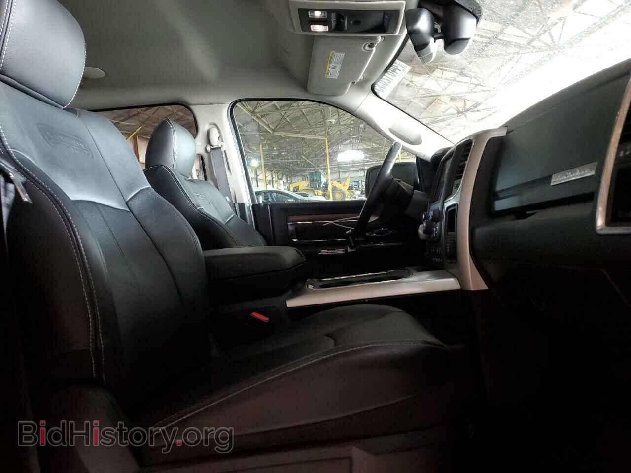 2018 RAM 1500 - VIN: 1C6RR7VT7JS249384 - Фото 5
