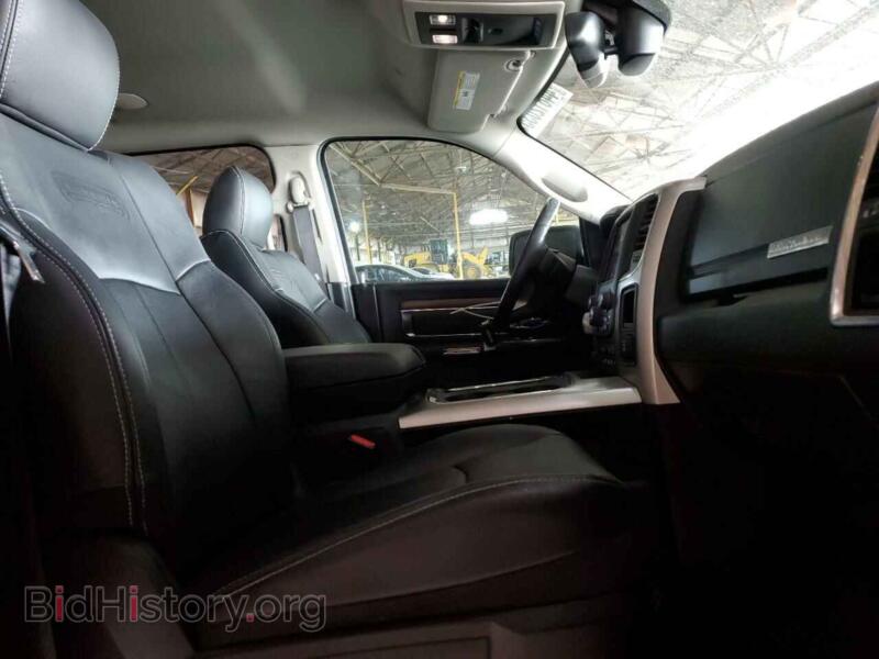 2018 RAM 1500 (VIN 1C6RR7VT7JS249384) — photo 5 of 10