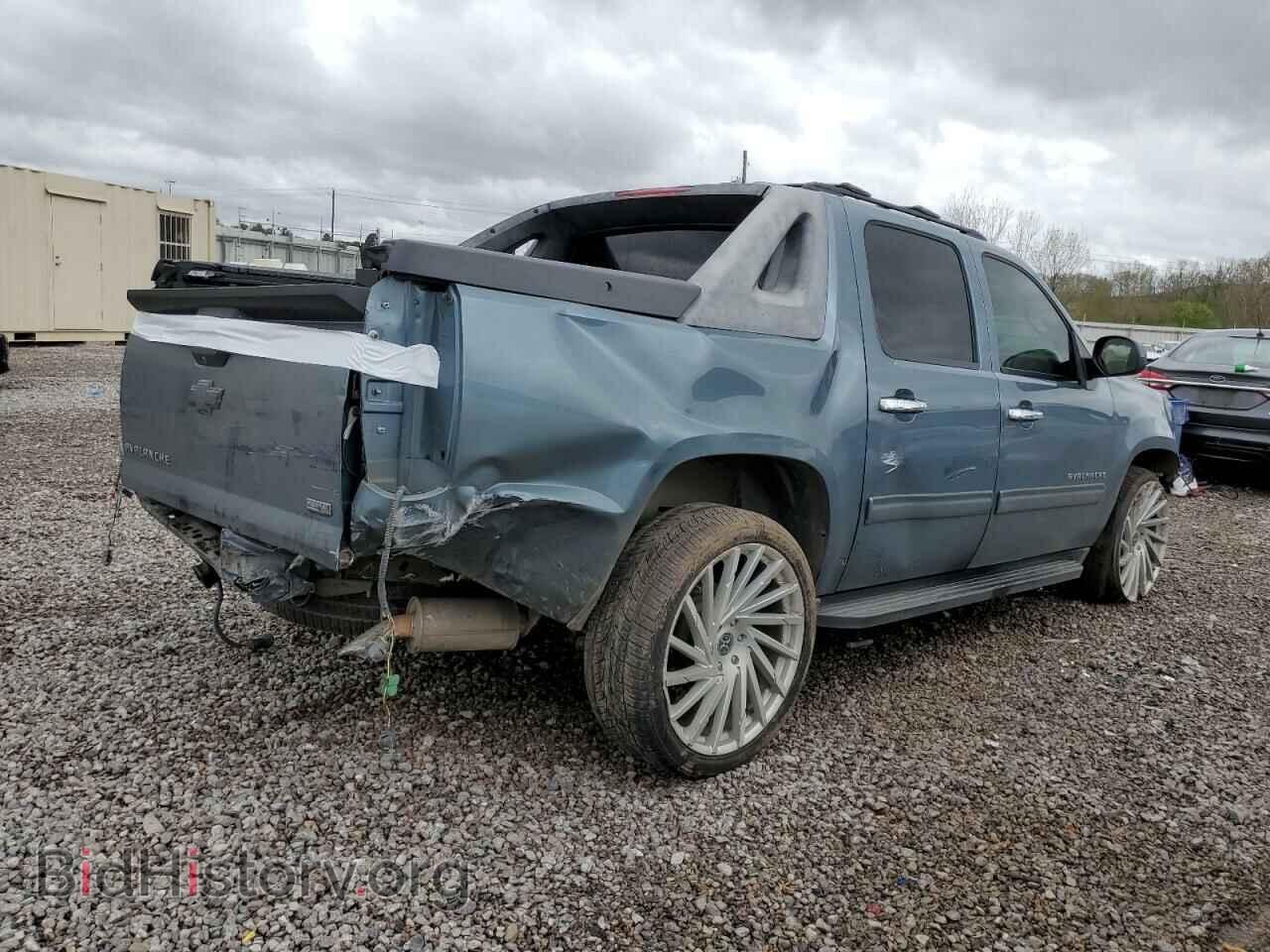 2011 CHEVROLET AVALANCHE - VIN: 3GNMCEE06BG173333 - Фото 3
