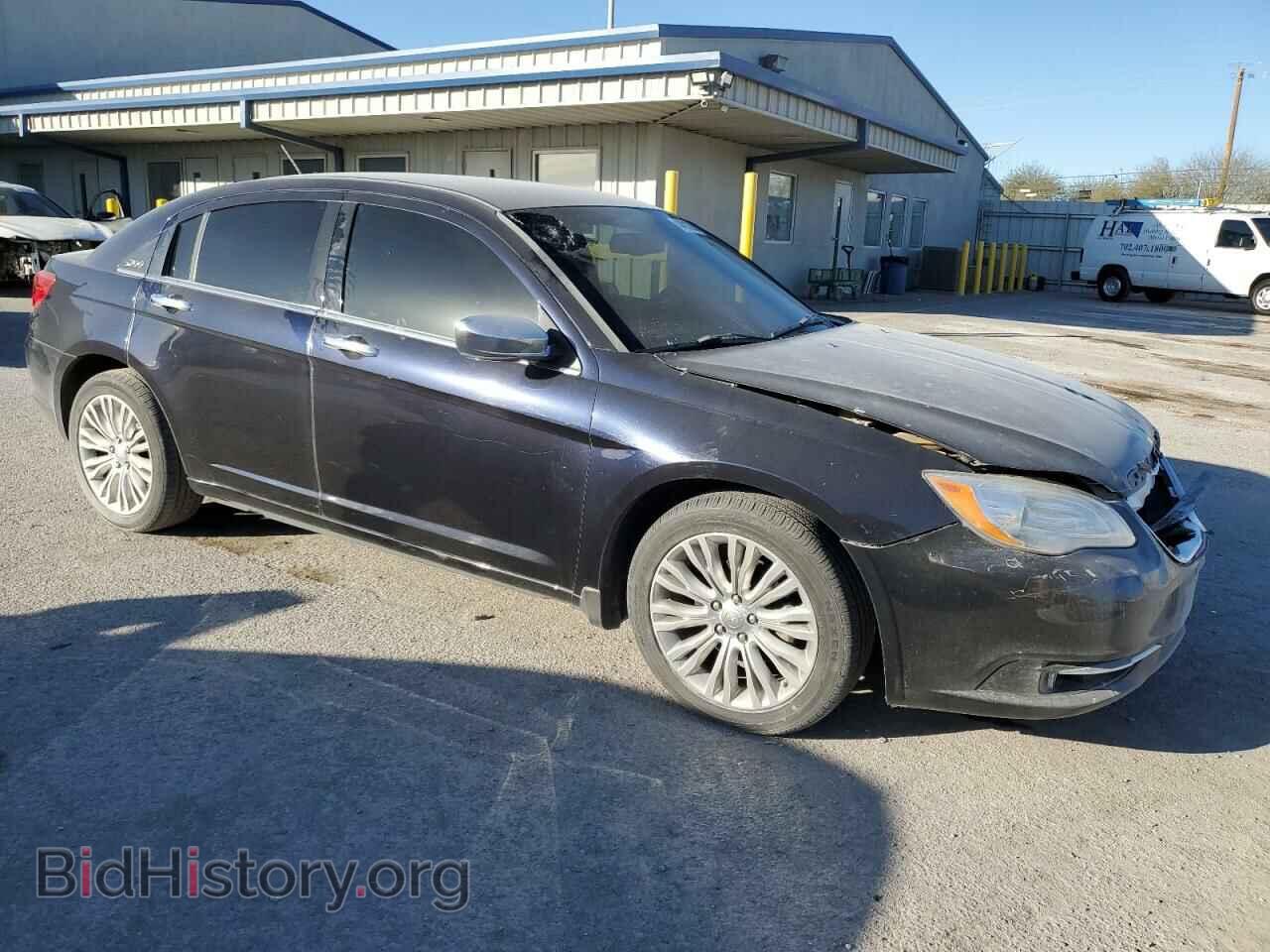 2012 CHRYSLER 200 - VIN: 1C3CCBCG6CN277823 - Фото 4