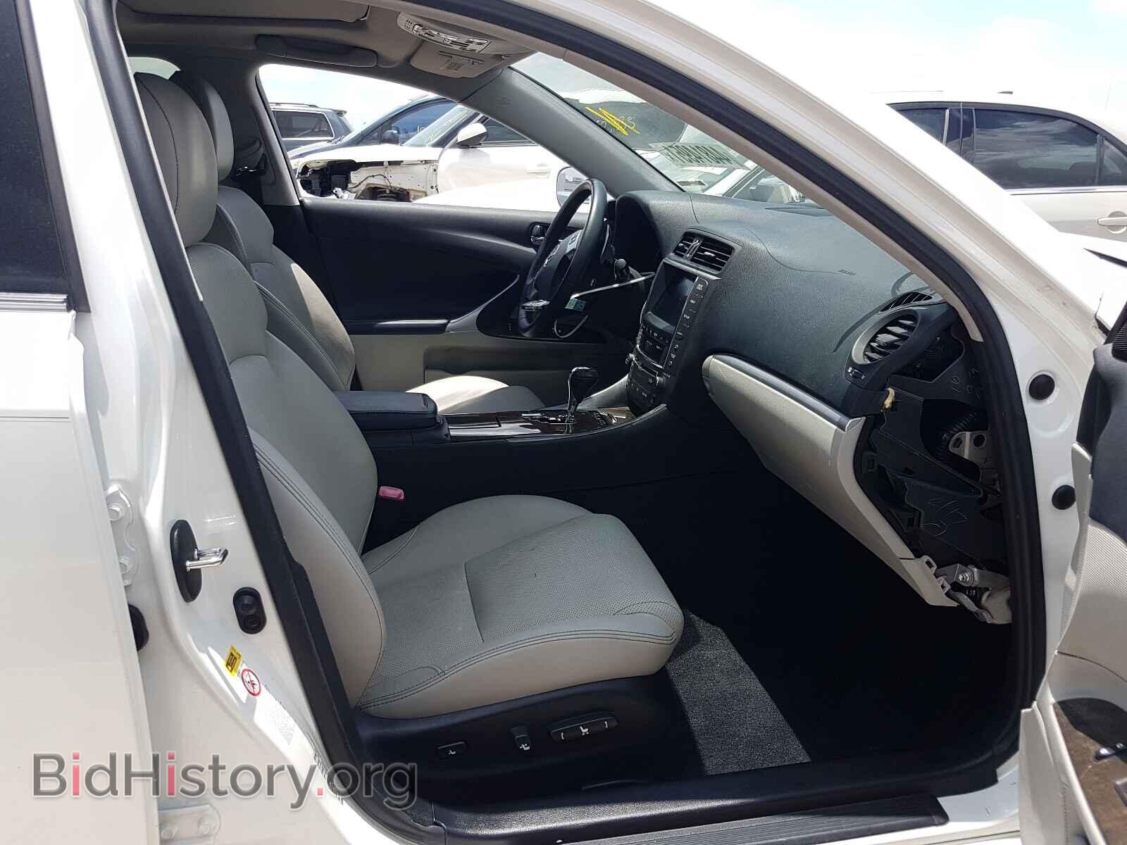 2011 LEXUS IS - VIN: JTHBF5C20B5145142 - Фото 5