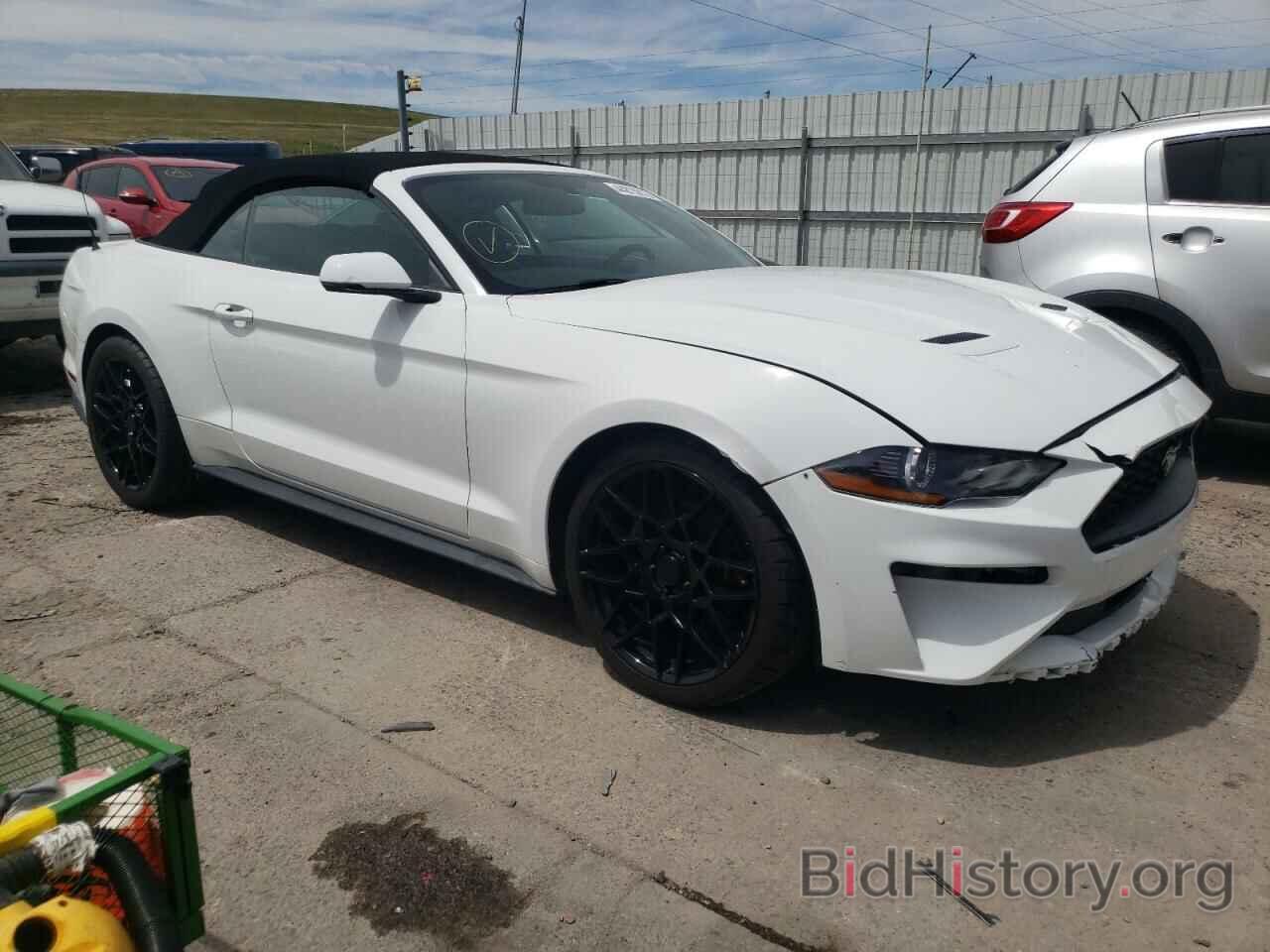 Photo 1FATP8UH9K5138820 - FORD MUSTANG 2019