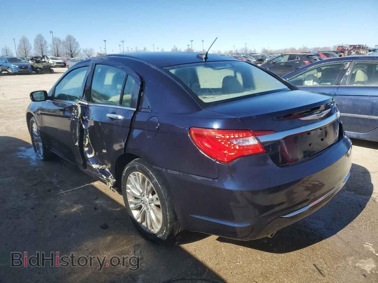 2012 CHRYSLER 200 - VIN: 1C3CCBCG1CN284548 - Фото 2