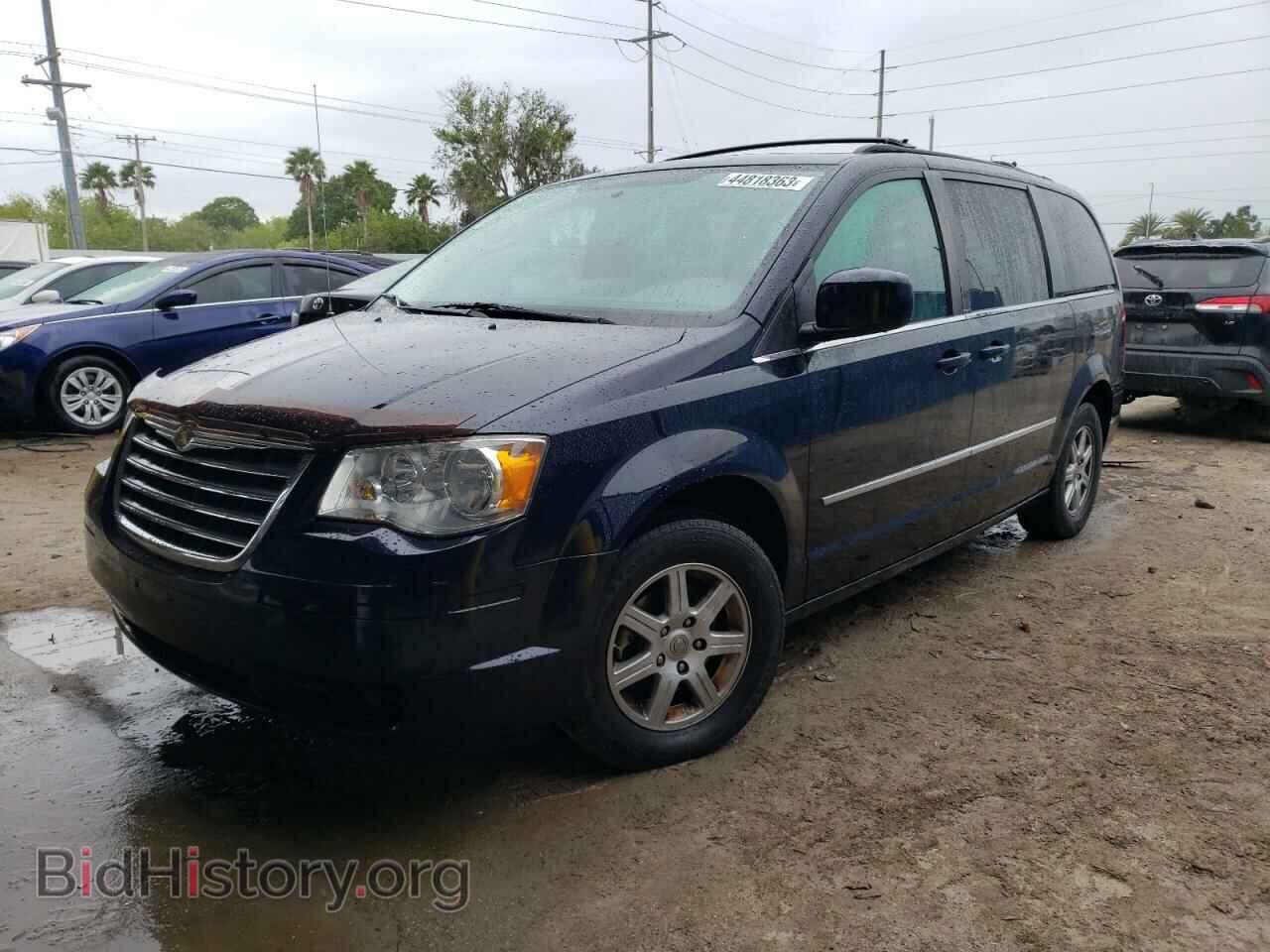 Photo 2A4RR5D14AR150935 - CHRYSLER MINIVAN 2010