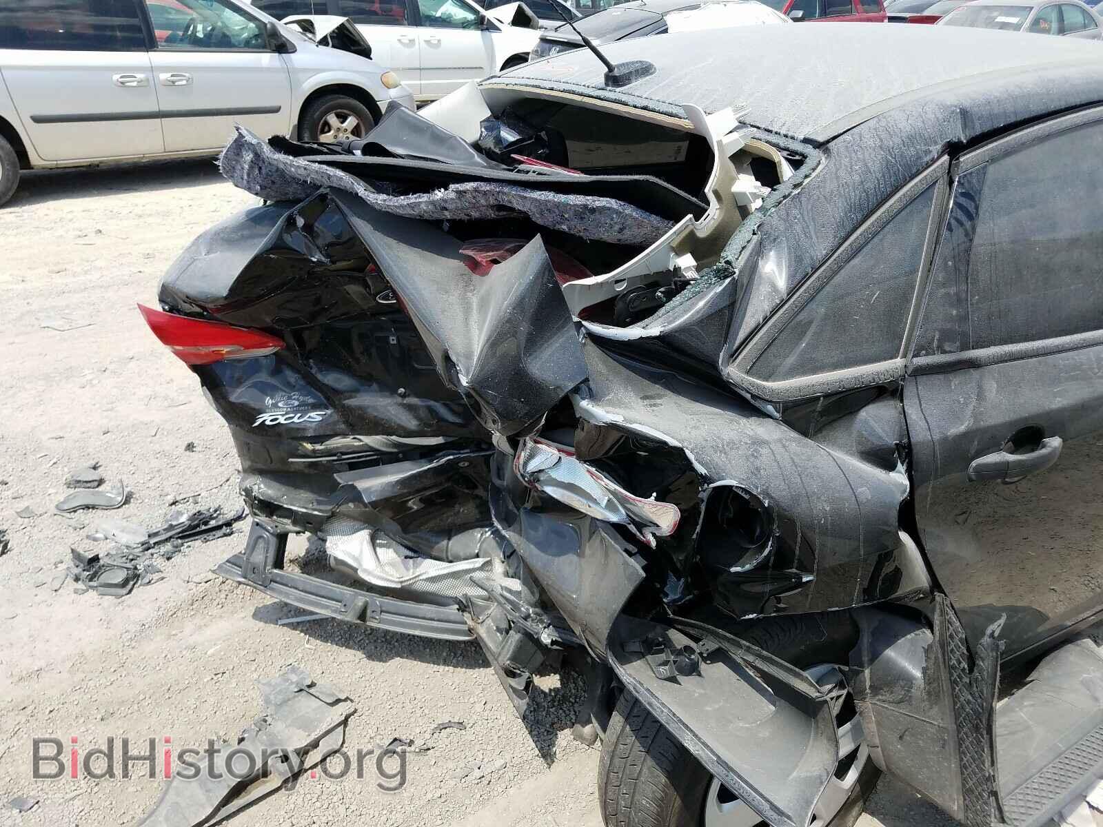 2018 FORD FOCUS - VIN: 1FADP3E29JL308492 - Фото 9