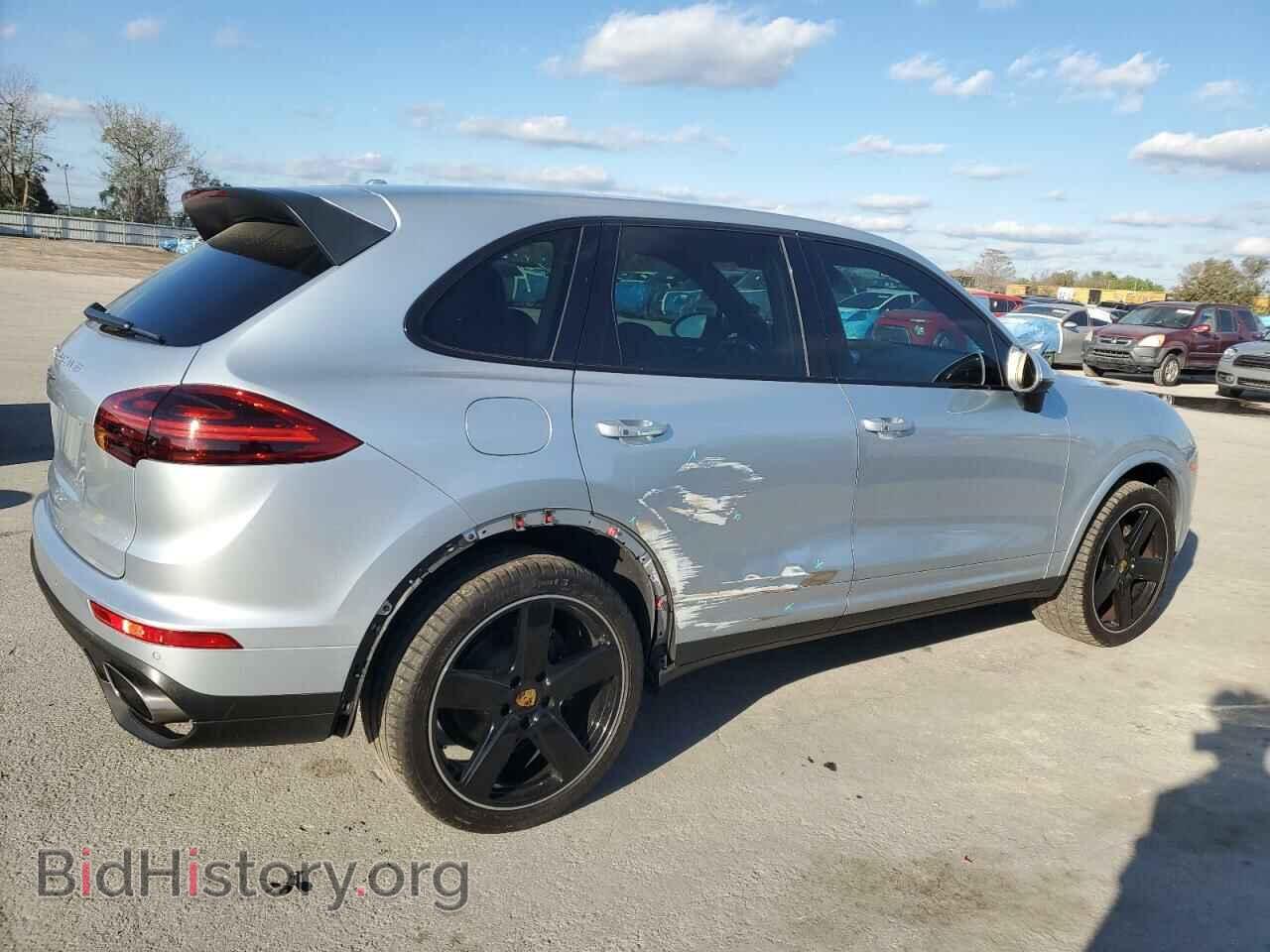 2017 PORSCHE CAYENNE - VIN: WP1AA2A24HKA85758 - Photo 3