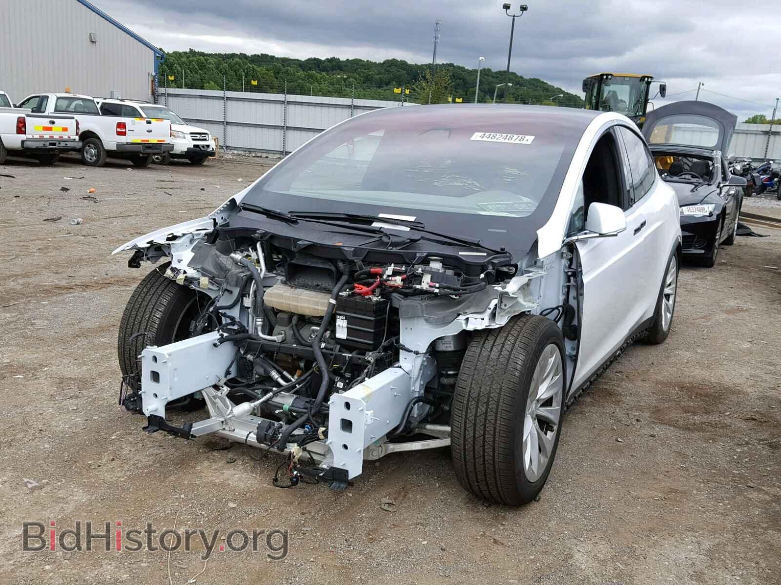 2017 TESLA MODEL X - VIN: 5YJXCBE28HF040514 - Photo 2