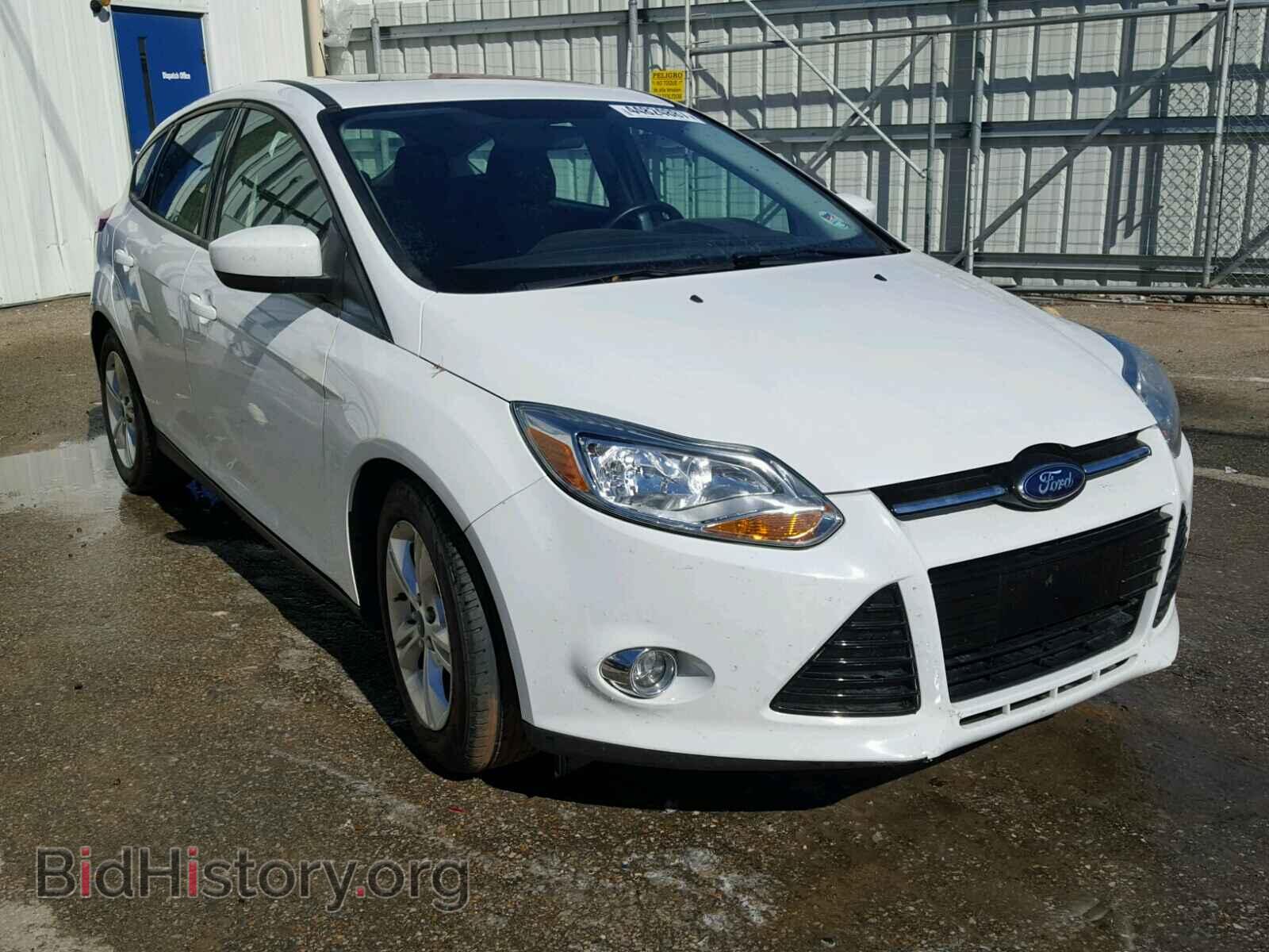 Photo 1FAHP3K23CL444318 - FORD FOCUS 2012