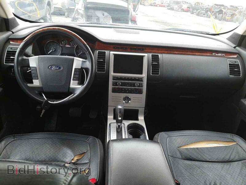 2010 Ford FLEX (VIN 2FMGK5DC5ABA66498) — photo 9 of 10