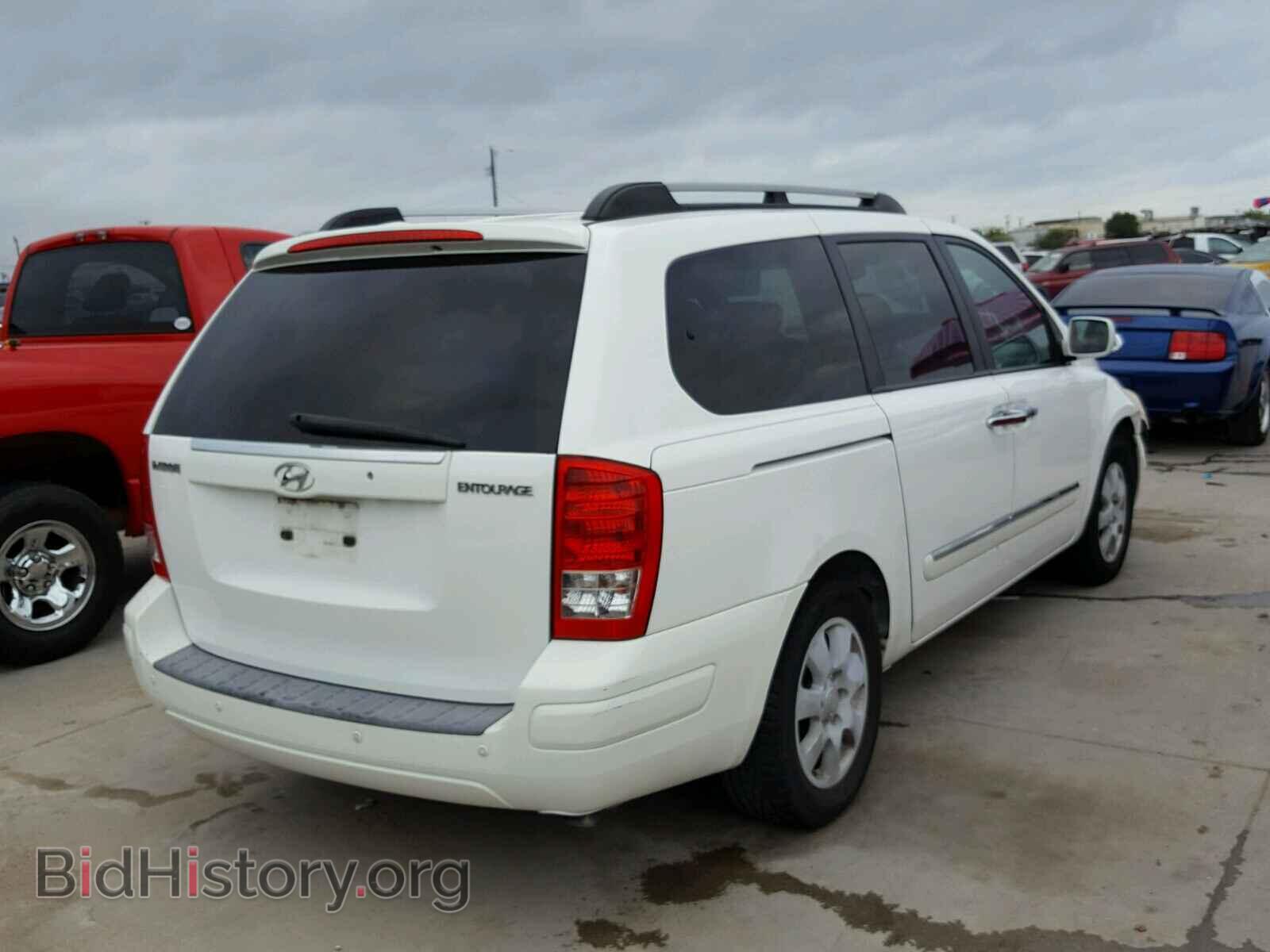 2007 HYUNDAI ENTOURAGE - VIN: KNDMC233976011161 - Фото 4