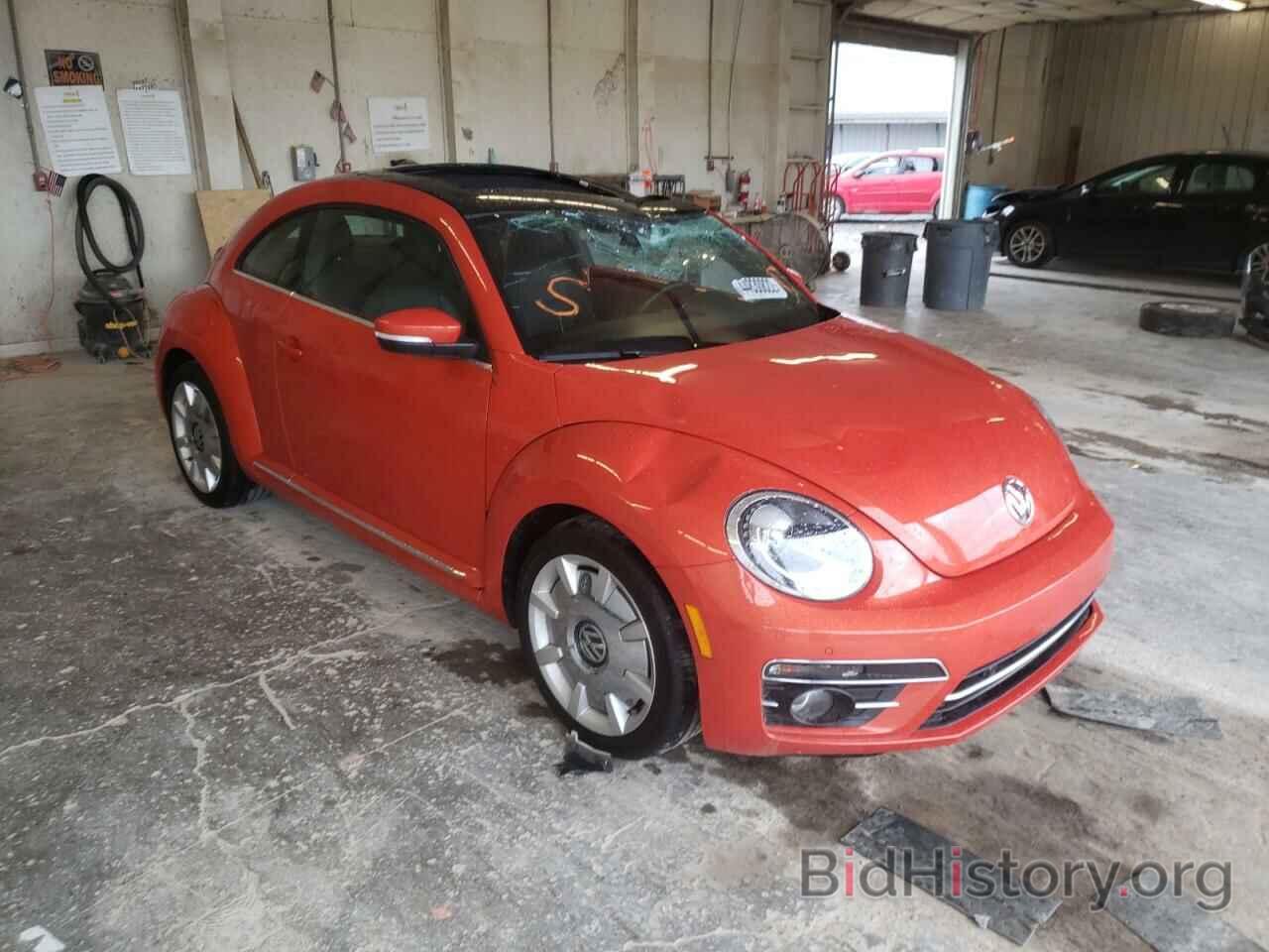 Фотография 3VWJD7AT5KM717677 - VOLKSWAGEN BEETLE 2019