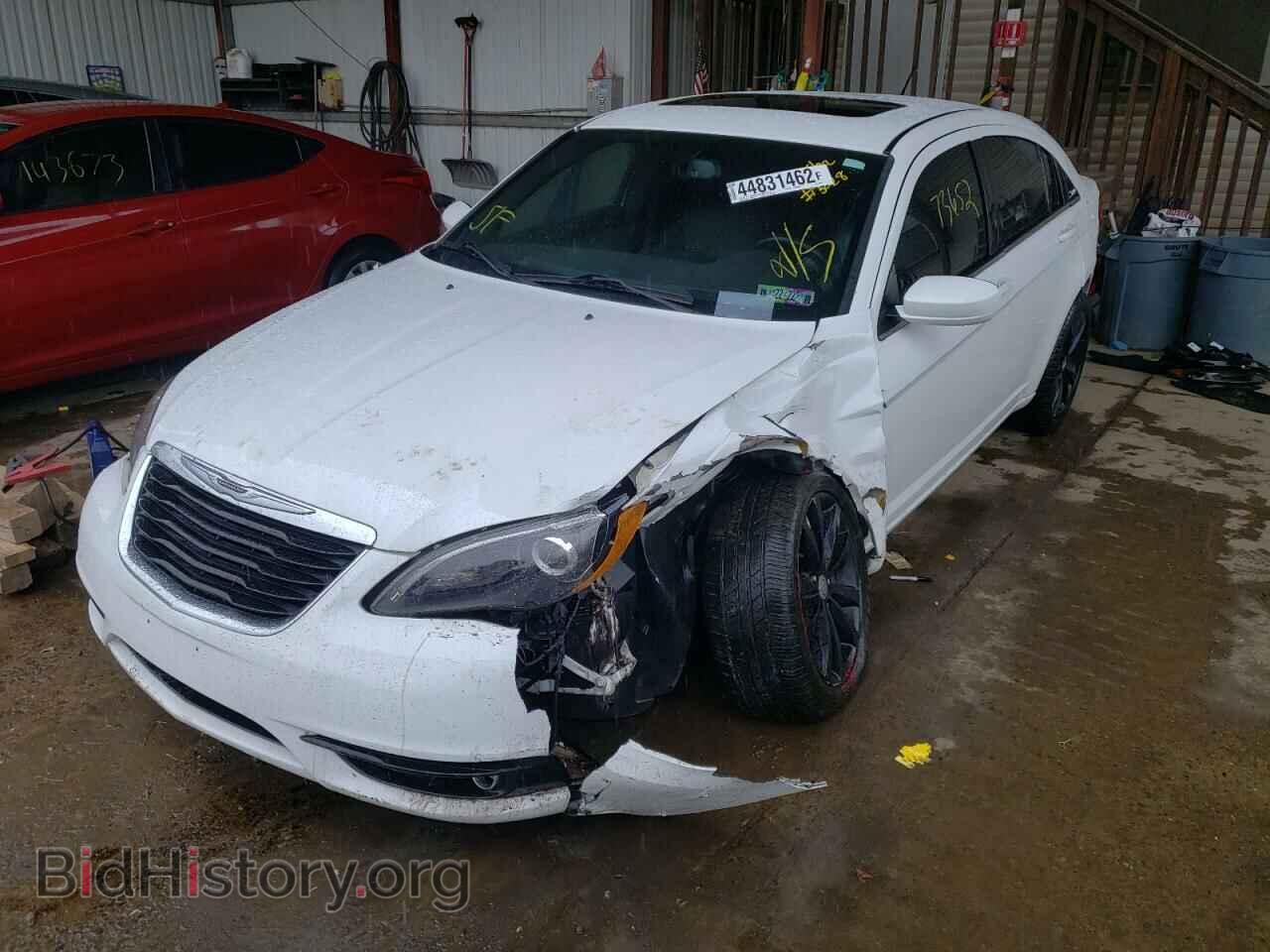2013 CHRYSLER 200 - VIN: 1C3CCBCG6DN575127 - Photo 2