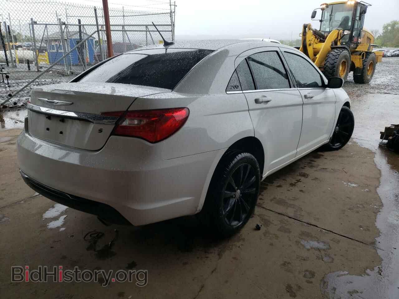 2013 CHRYSLER 200 - VIN: 1C3CCBCG6DN575127 - Photo 4