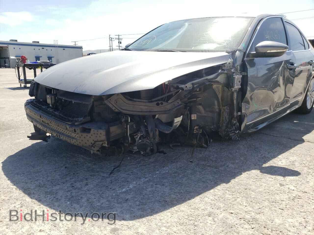 2017 VOLKSWAGEN PASSAT - VIN: 1VWBT7A38HC036611 - Фото 9