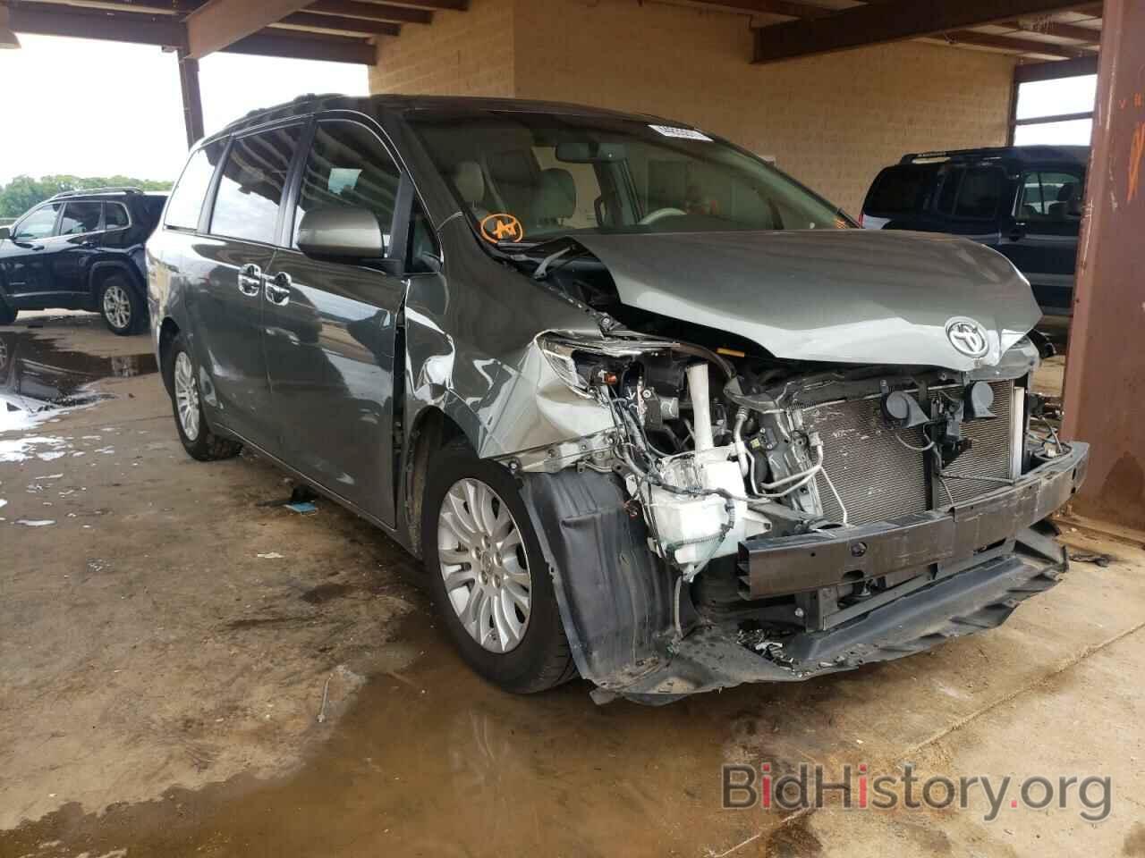 Photo 5TDYK3DCXCS212053 - TOYOTA SIENNA 2012