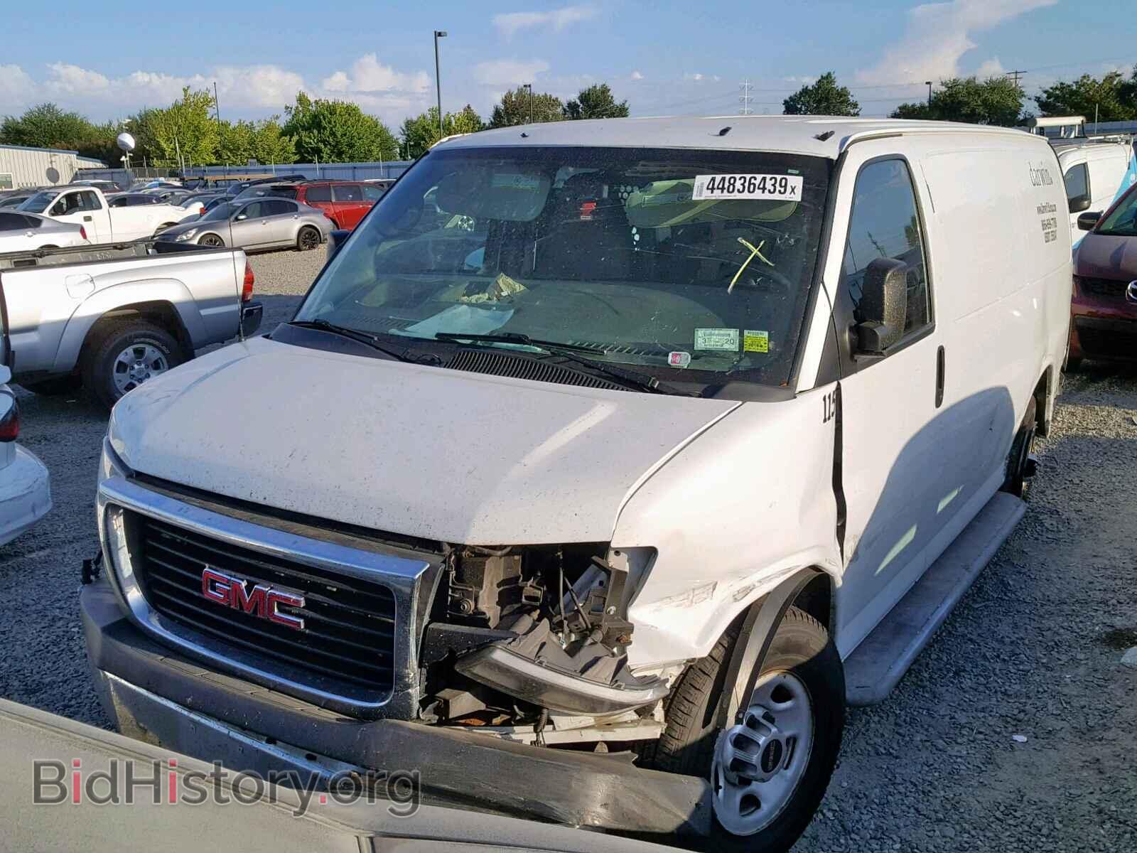 2014 GMC SAVANA - VIN: 1GTW7FCA8E1910803 - Фото 2