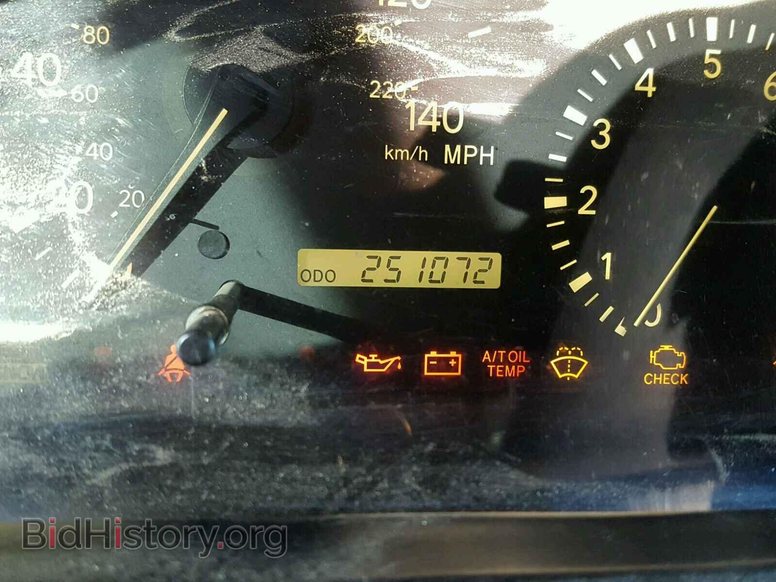 2000 LEXUS RX 300 - VIN: JT6HF10U4Y0110868 - Фото 8
