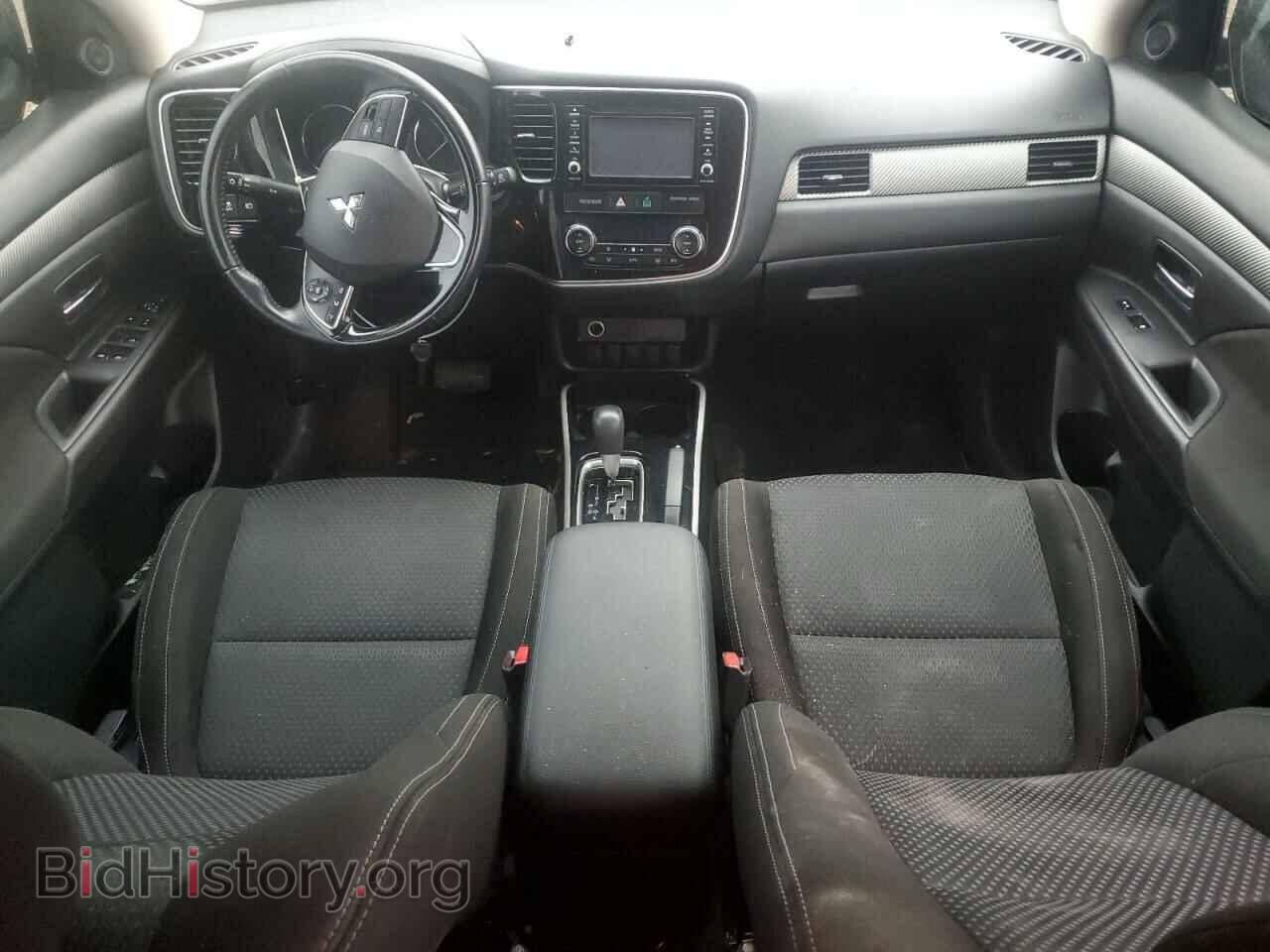 2017 MITSUBISHI OUTLANDER - VIN: JA4AD2A39HZ013473 - Фото 8