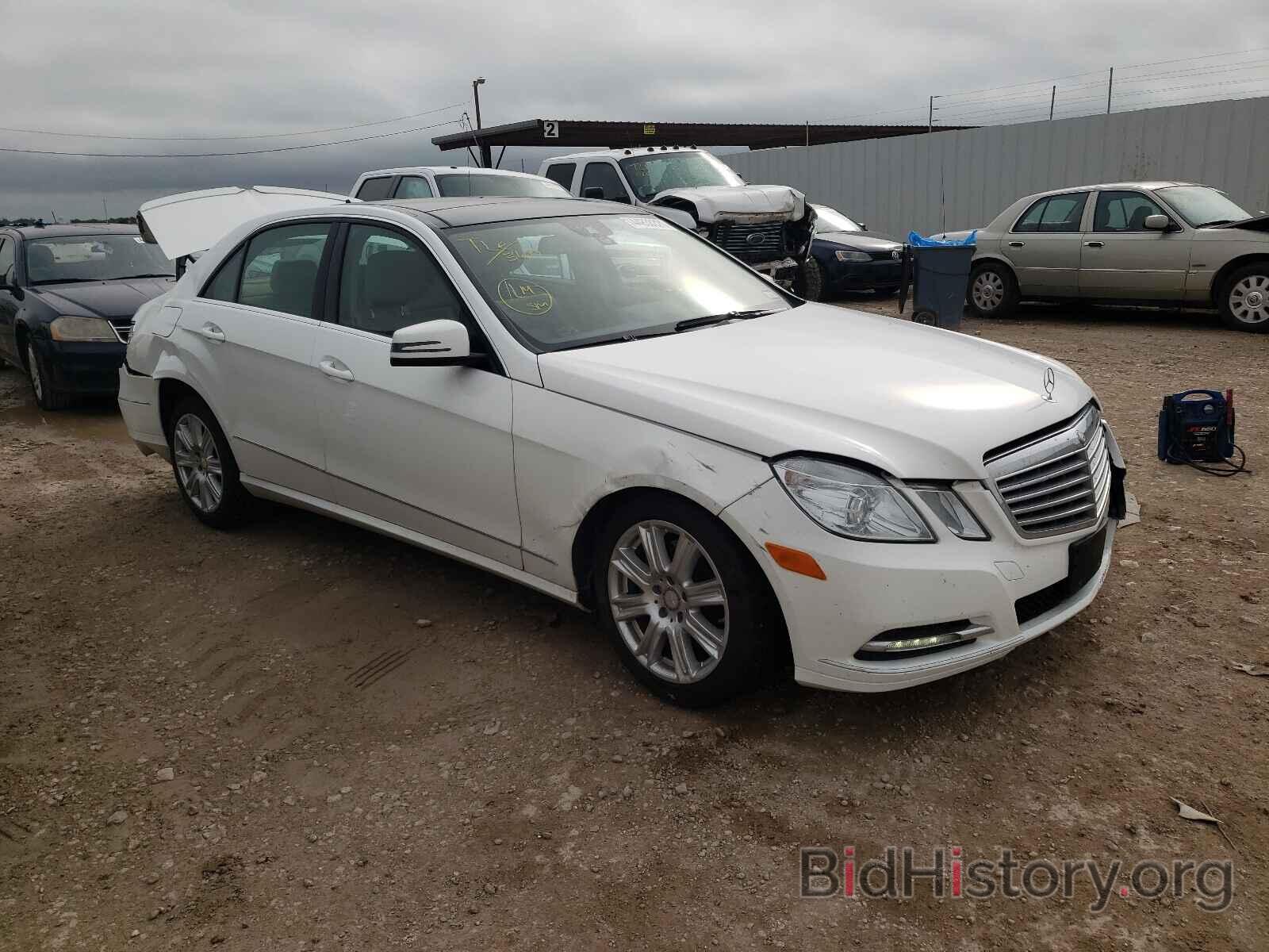 Photo WDDHF2EB8DA701463 - MERCEDES-BENZ E CLASS 2013