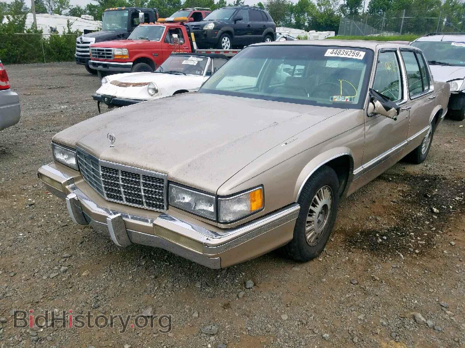 1993 CADILLAC DEVILLE - VIN: 1G6CD53B9P4205642 - Photo 2