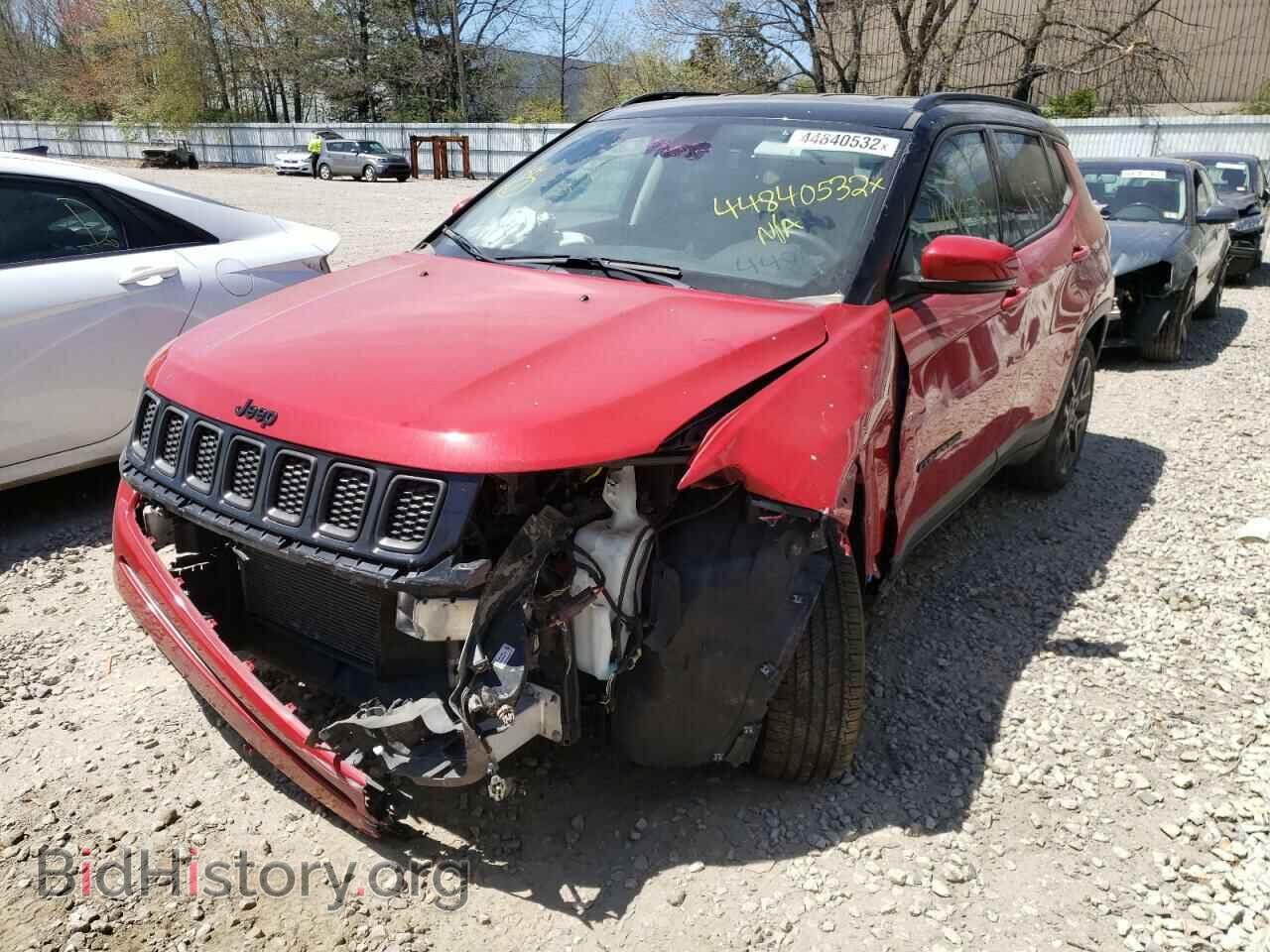 2019 JEEP COMPASS - VIN: 3C4NJDCB2KT744065 - Фото 2