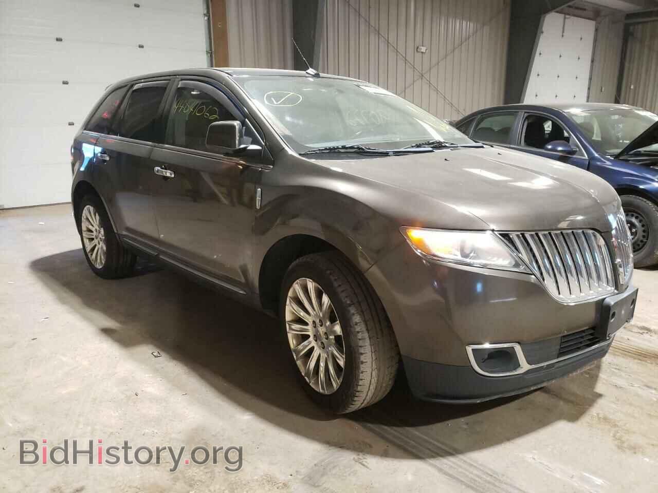 Фотография 2LMDJ8JK4BBJ11519 - LINCOLN MKX 2011