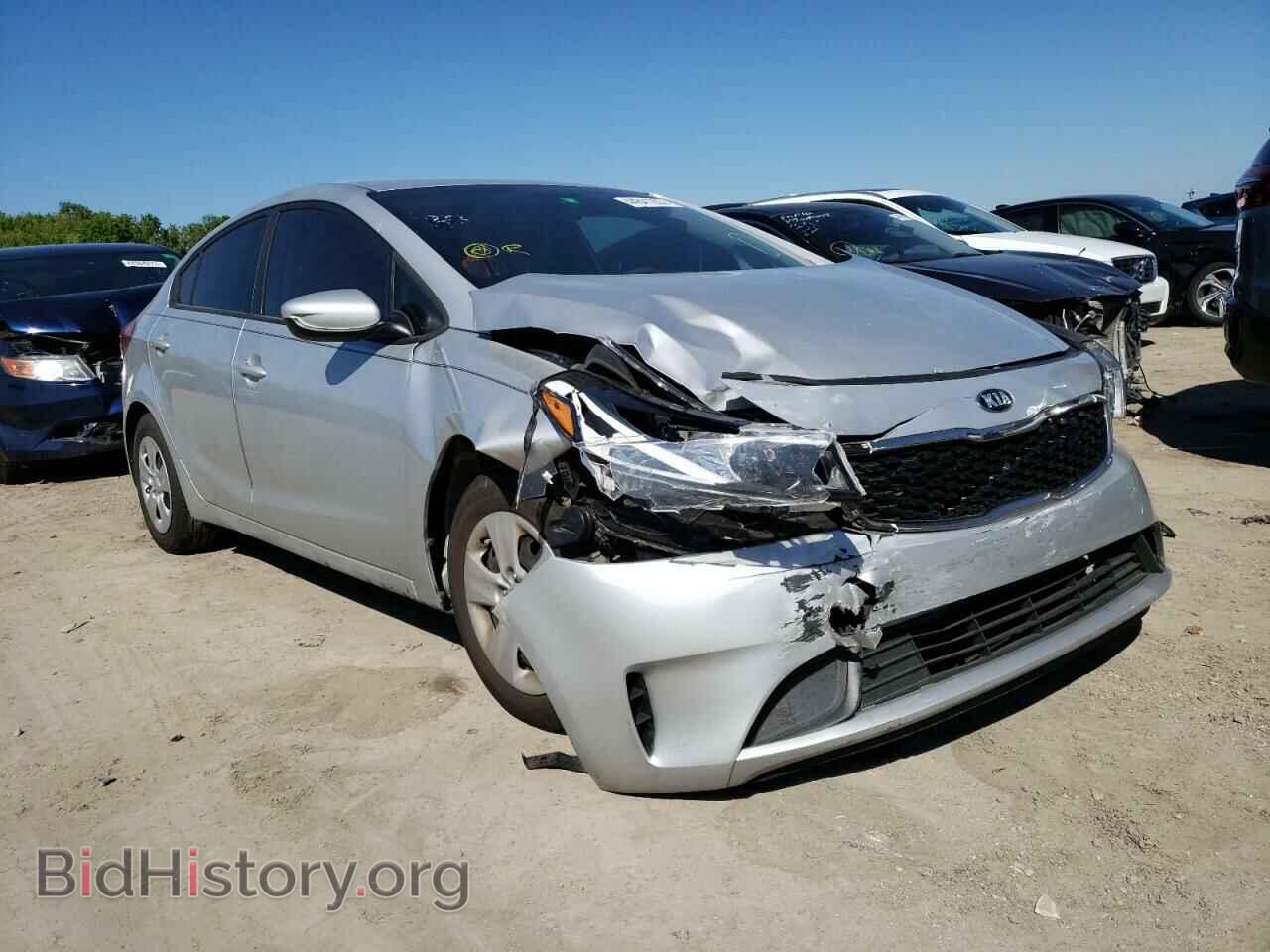 2017 KIA FORTE - VIN: 3KPFK4A76HE158529 - Фото 4