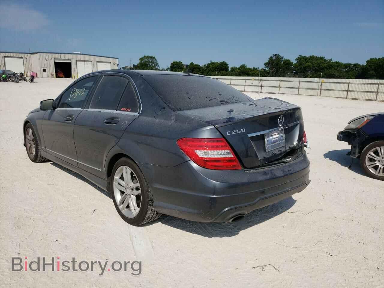 2013 MERCEDES-BENZ C-CLASS - VIN: WDDGF4HB2DA805837 - Фото 3