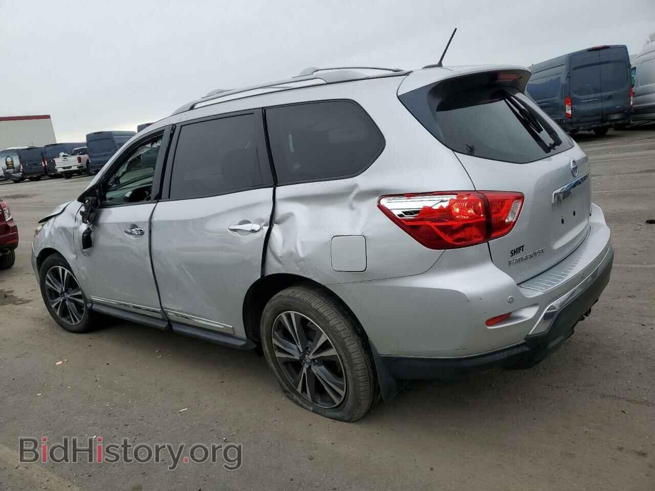 2017 NISSAN PATHFINDER - VIN: 5N1DR2MN5HC655530 - Фото 2