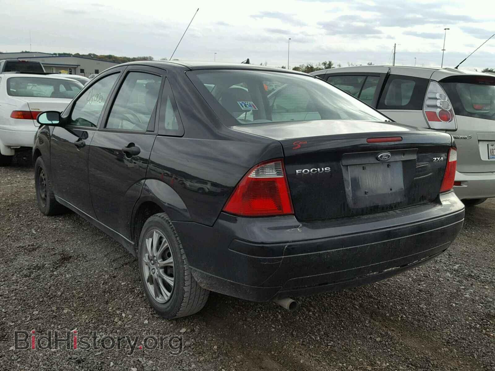 2005 FORD FOCUS - VIN: 1FAFP34N65W279932 - Фото 3