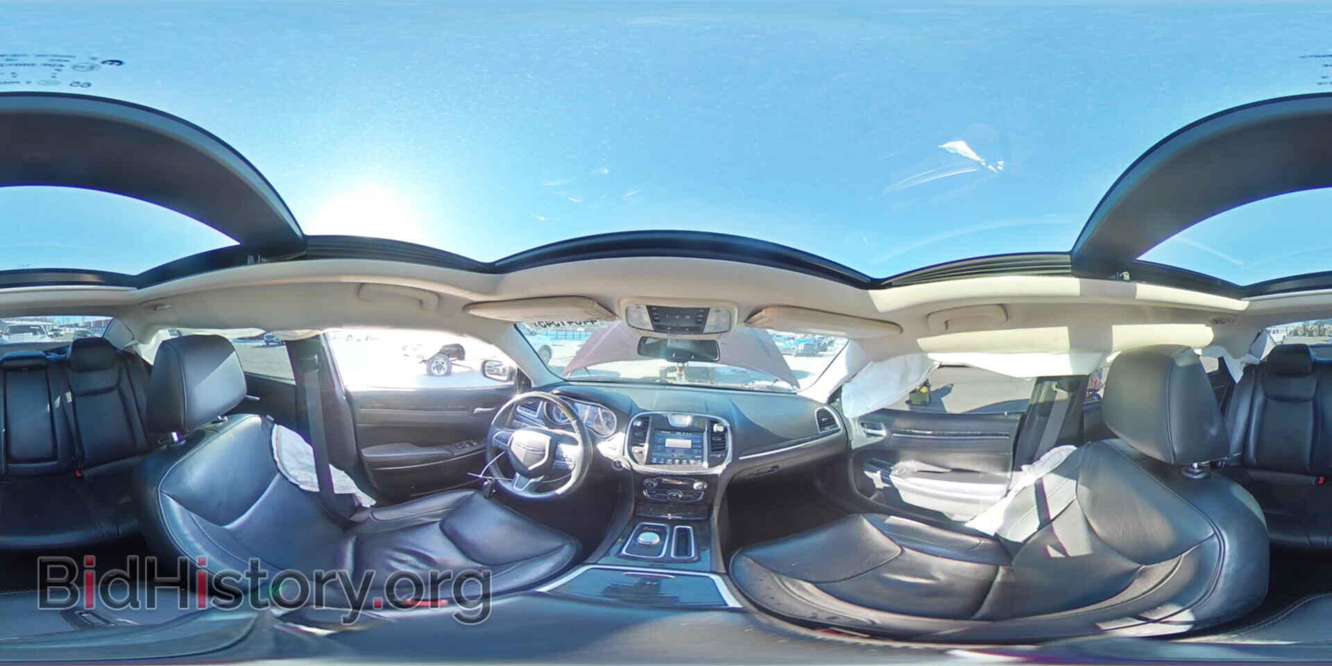 2016 CHRYSLER 300 - VIN: 2C3CCAEG8GH230038 - Фото 13