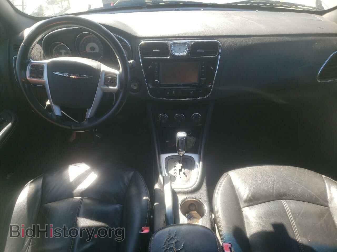 2011 CHRYSLER 200 - VIN: 1C3BC2FGXBN547951 - Фото 8