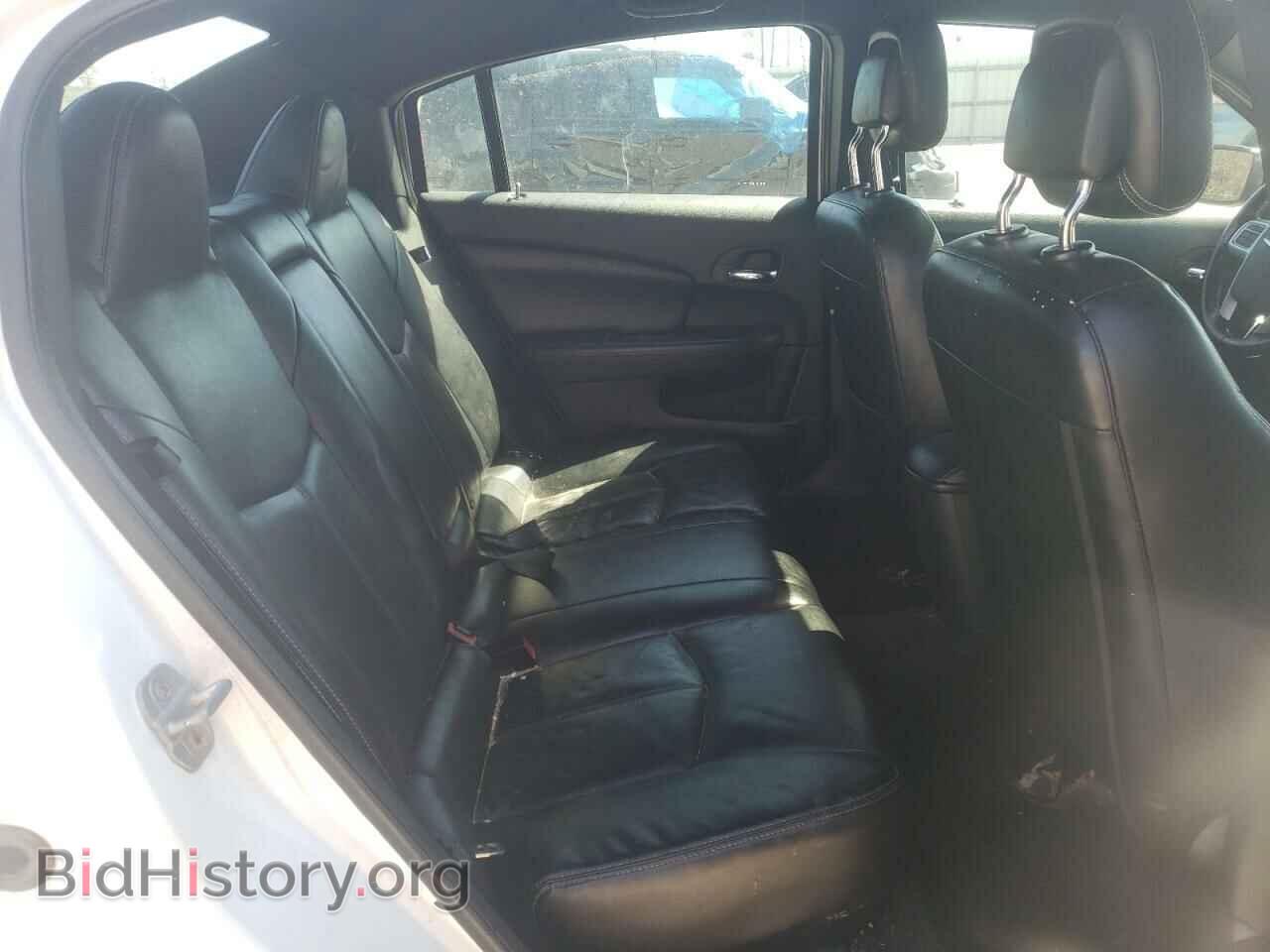 2011 CHRYSLER 200 - VIN: 1C3BC2FGXBN547951 - Фото 10