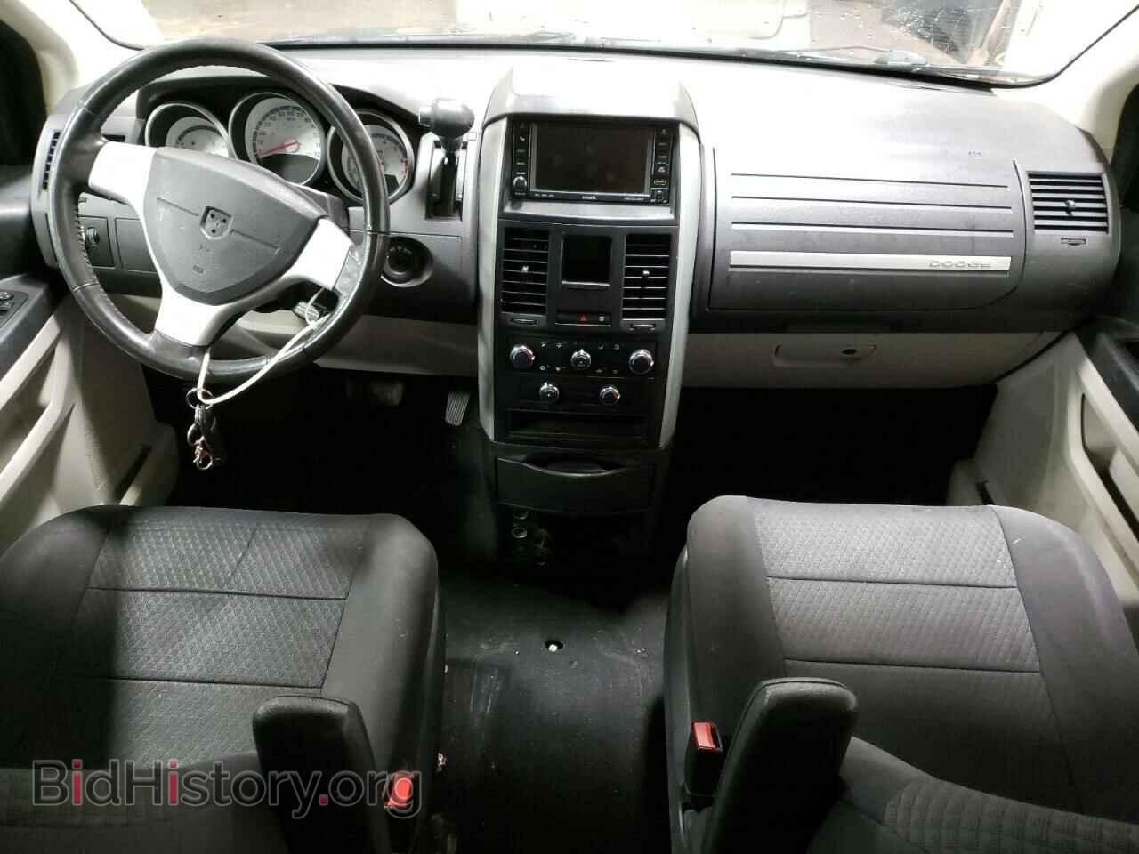 2010 DODGE CARAVAN - VIN: 2D4RN3D16AR453255 - Фото 8