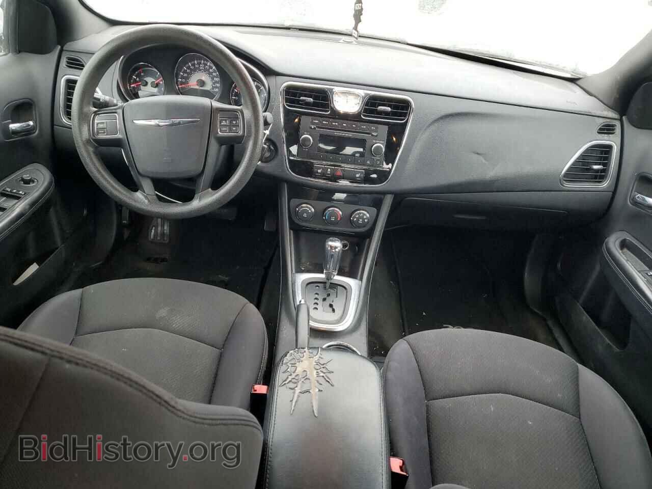 2012 CHRYSLER 200 - VIN: 1C3CCBAG5CN241205 - Фото 8