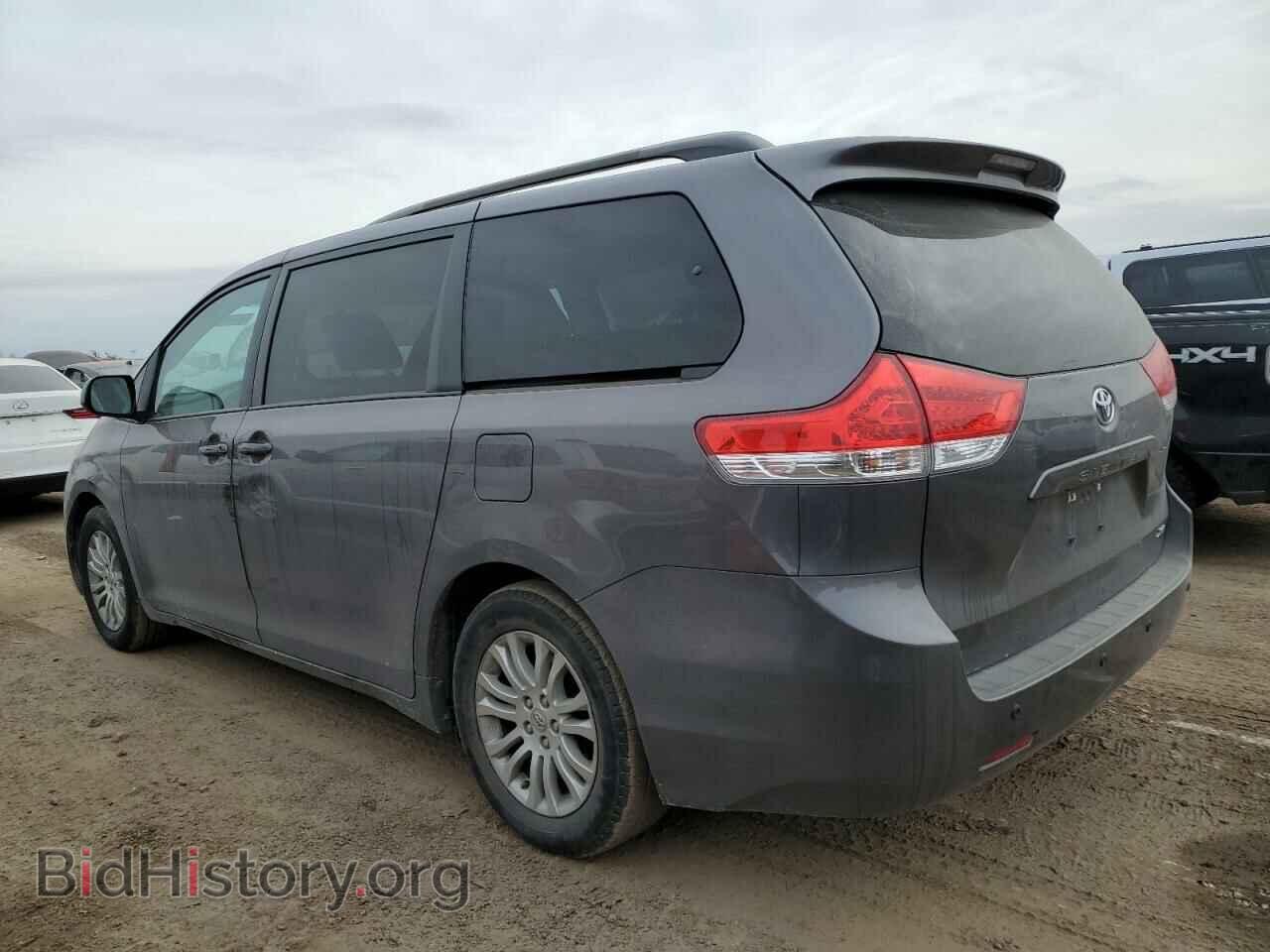 2012 TOYOTA All Models - VIN: 5TDYK3DC9CS229698 - Фото 2