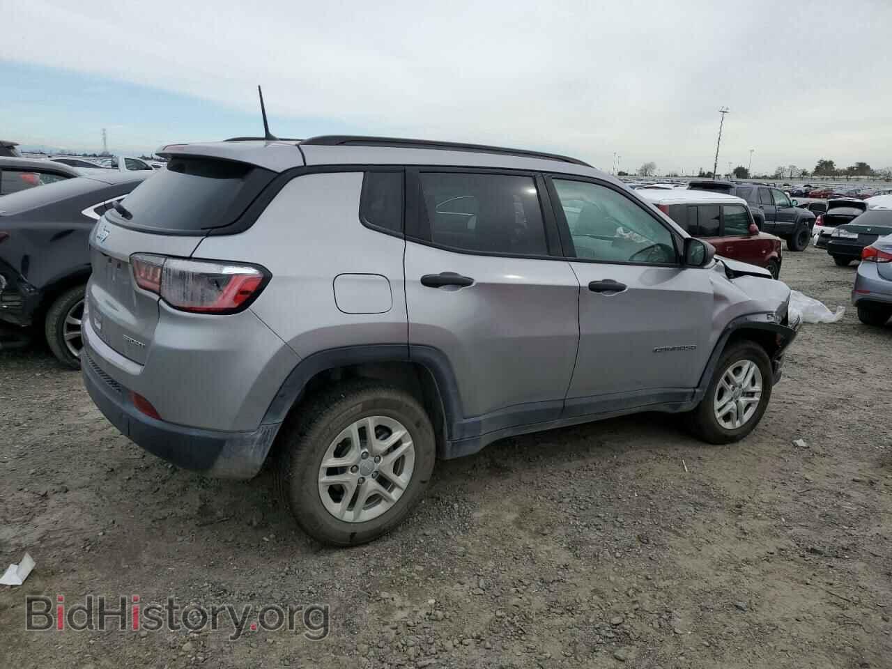 2018 JEEP COMPASS - VIN: 3C4NJDAB4JT231918 - Фото 3