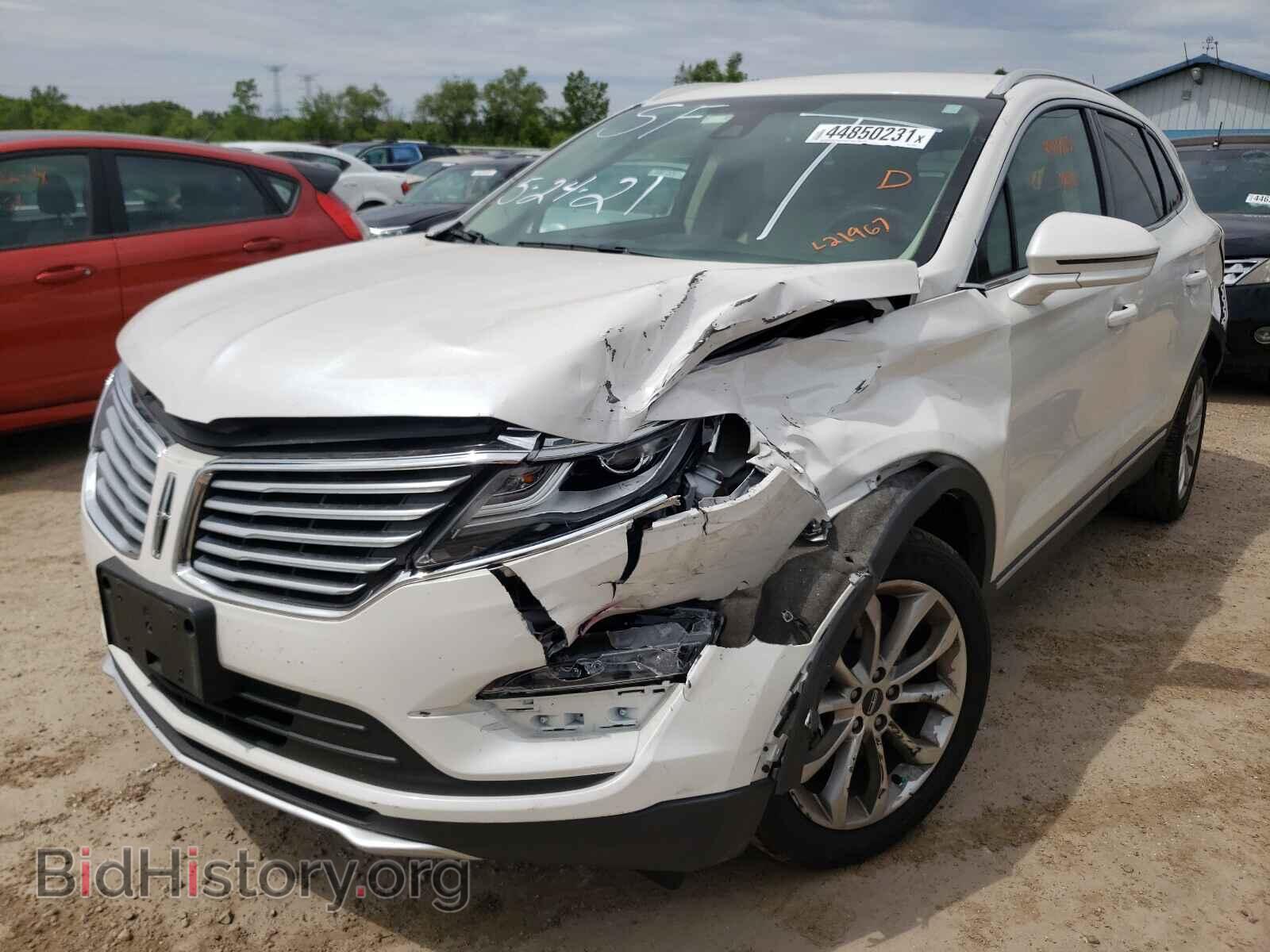 2017 LINCOLN MKC - VIN: 5LMCJ2D90HUL21967 - Photo 2