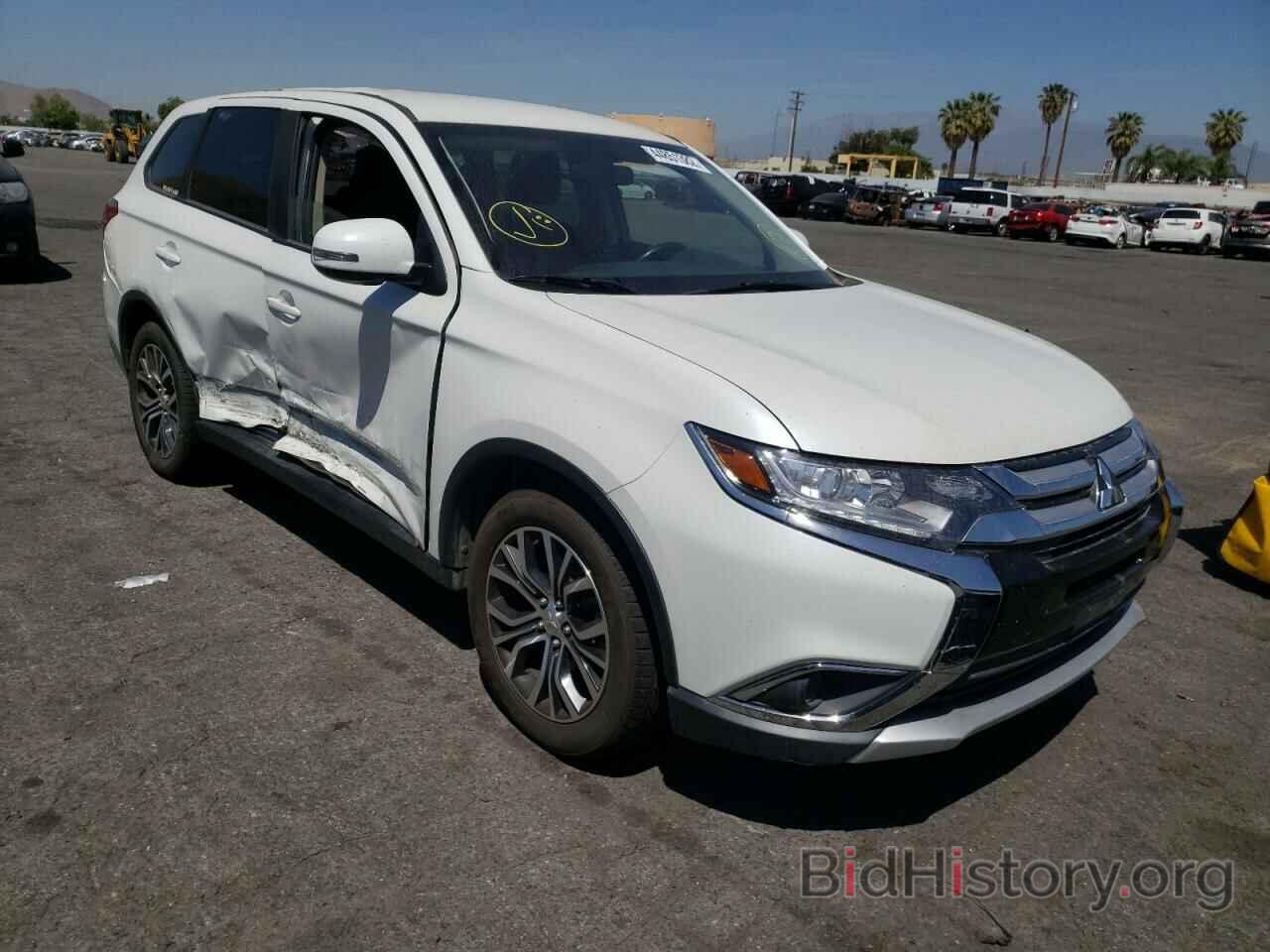 Фотография JA4AD3A32JZ039909 - MITSUBISHI OUTLANDER 2018