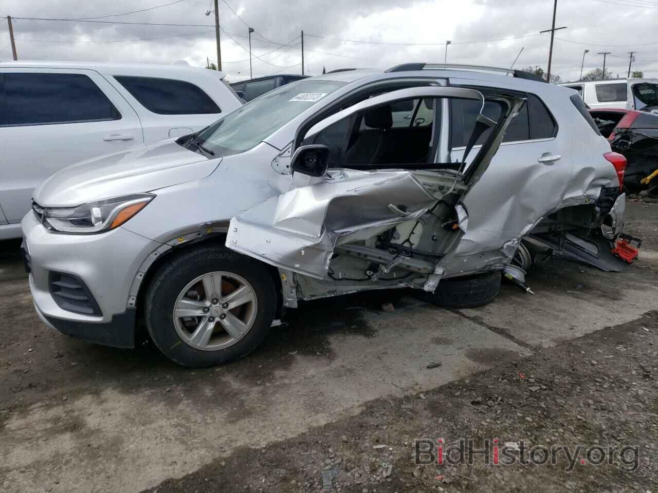 Photo KL7CJLSB2JB677385 - CHEVROLET TRAX 2018