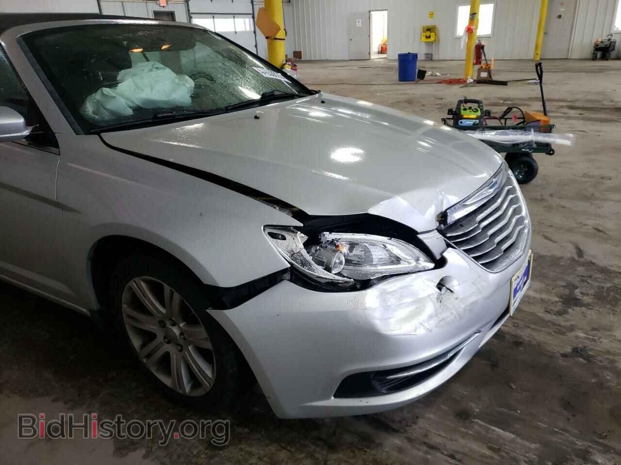 2012 CHRYSLER 200 - VIN: 1C3BCBEB0CN211149 - Фото 9