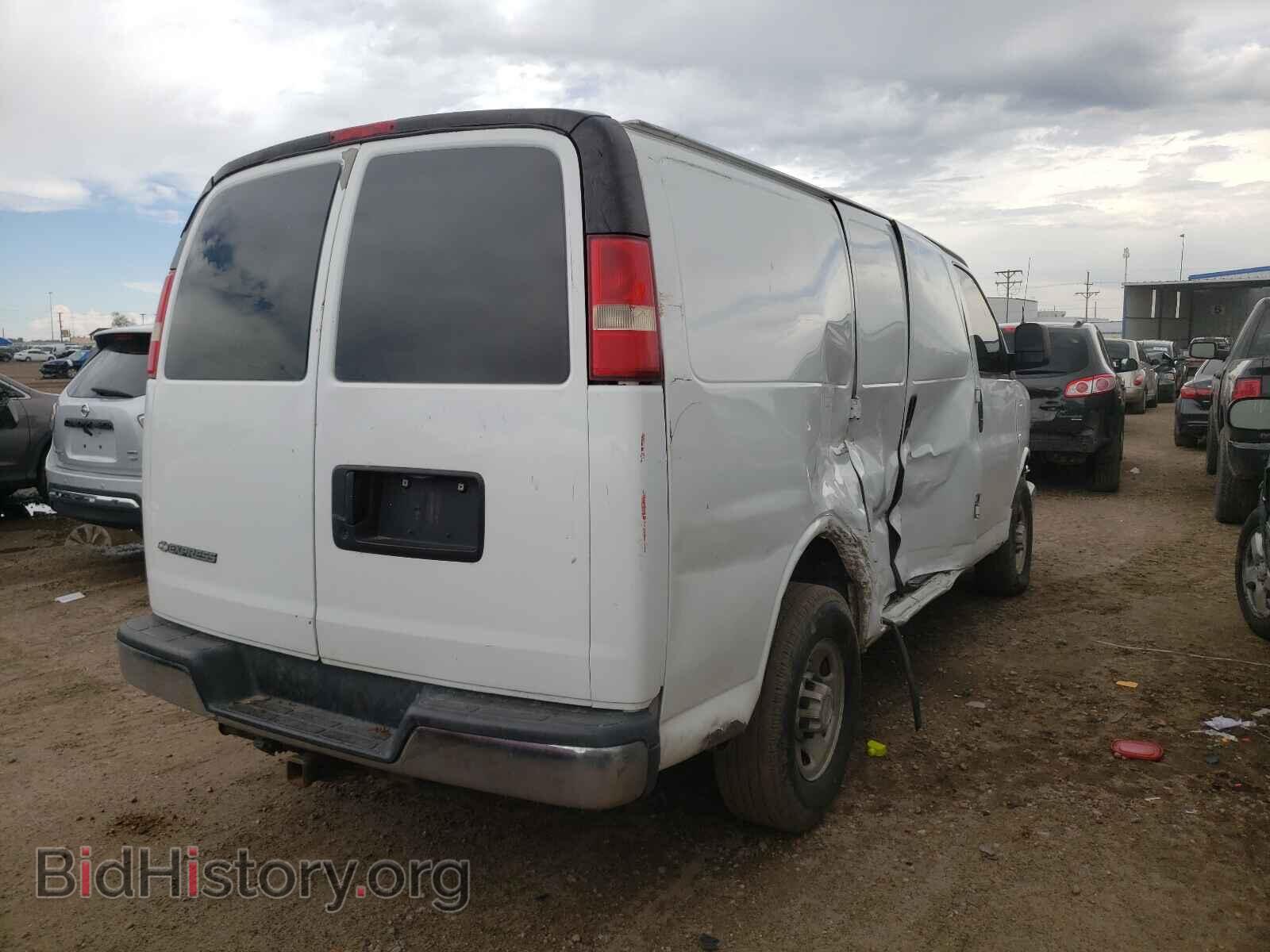 2008 CHEVROLET EXPRESS - VIN: 1GCHG35K781160831 - Фото 4