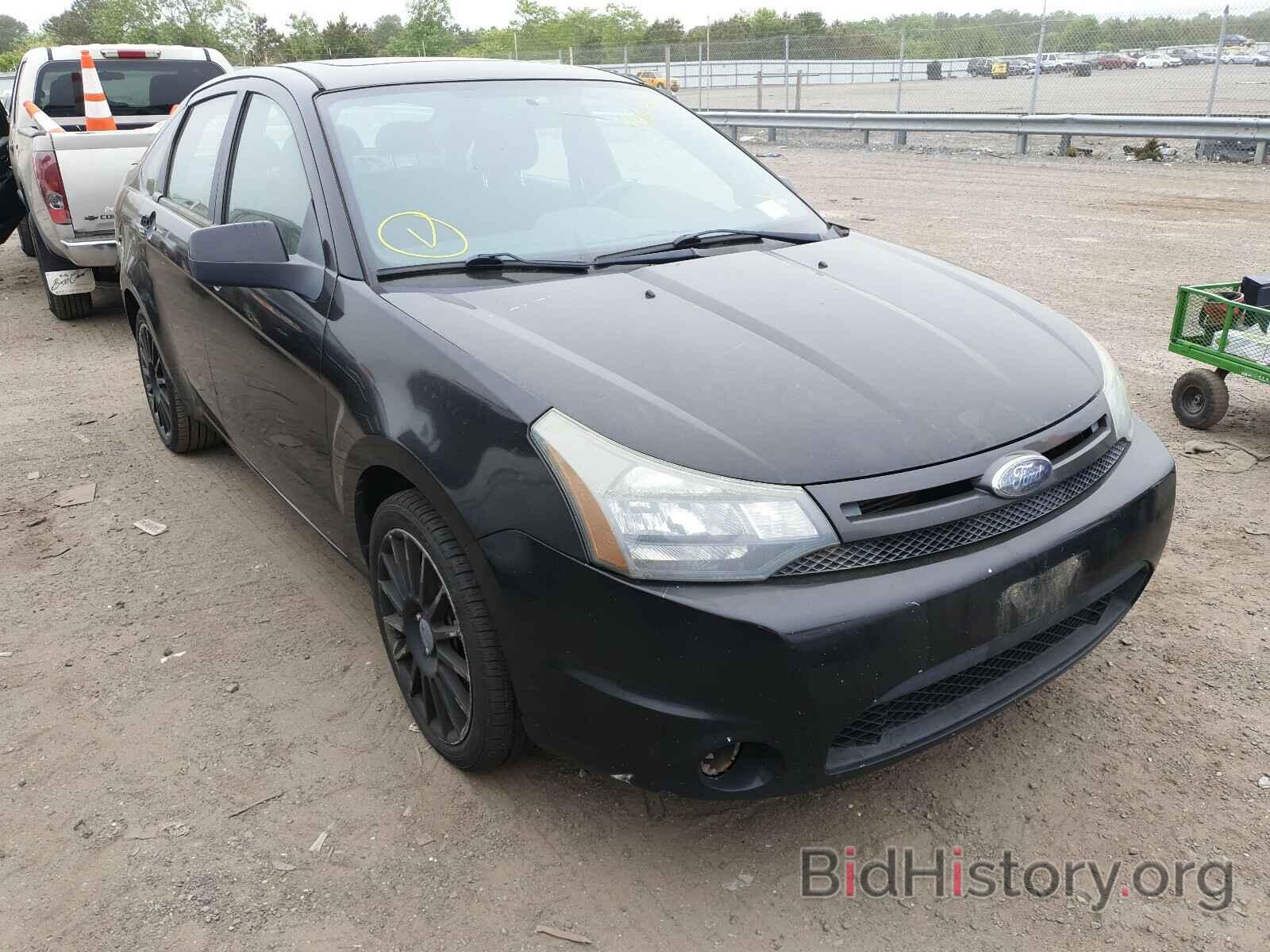 Photo 1FAHP3GN7AW178199 - FORD FOCUS 2010