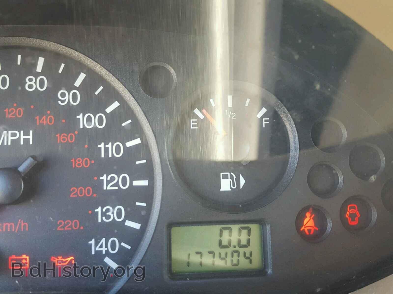2007 FORD FOCUS - VIN: 1FAFP34NX7W263378 - Photo 8