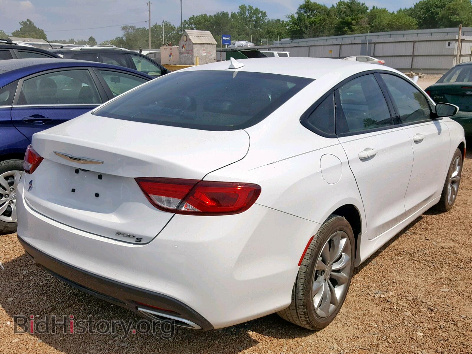 2016 CHRYSLER 200 - VIN: 1C3CCCBB8GN130176 - Photo 4