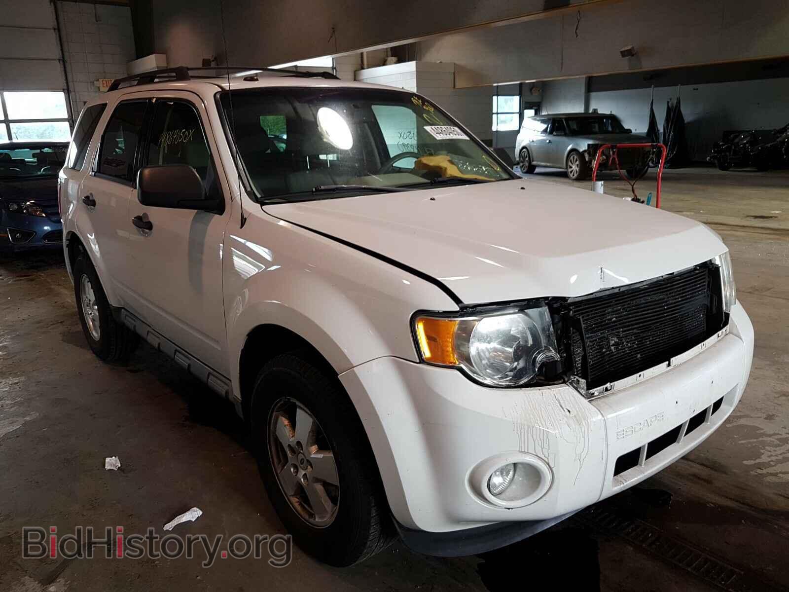 Photo 1FMCU0D79BKB92918 - FORD ESCAPE 2011