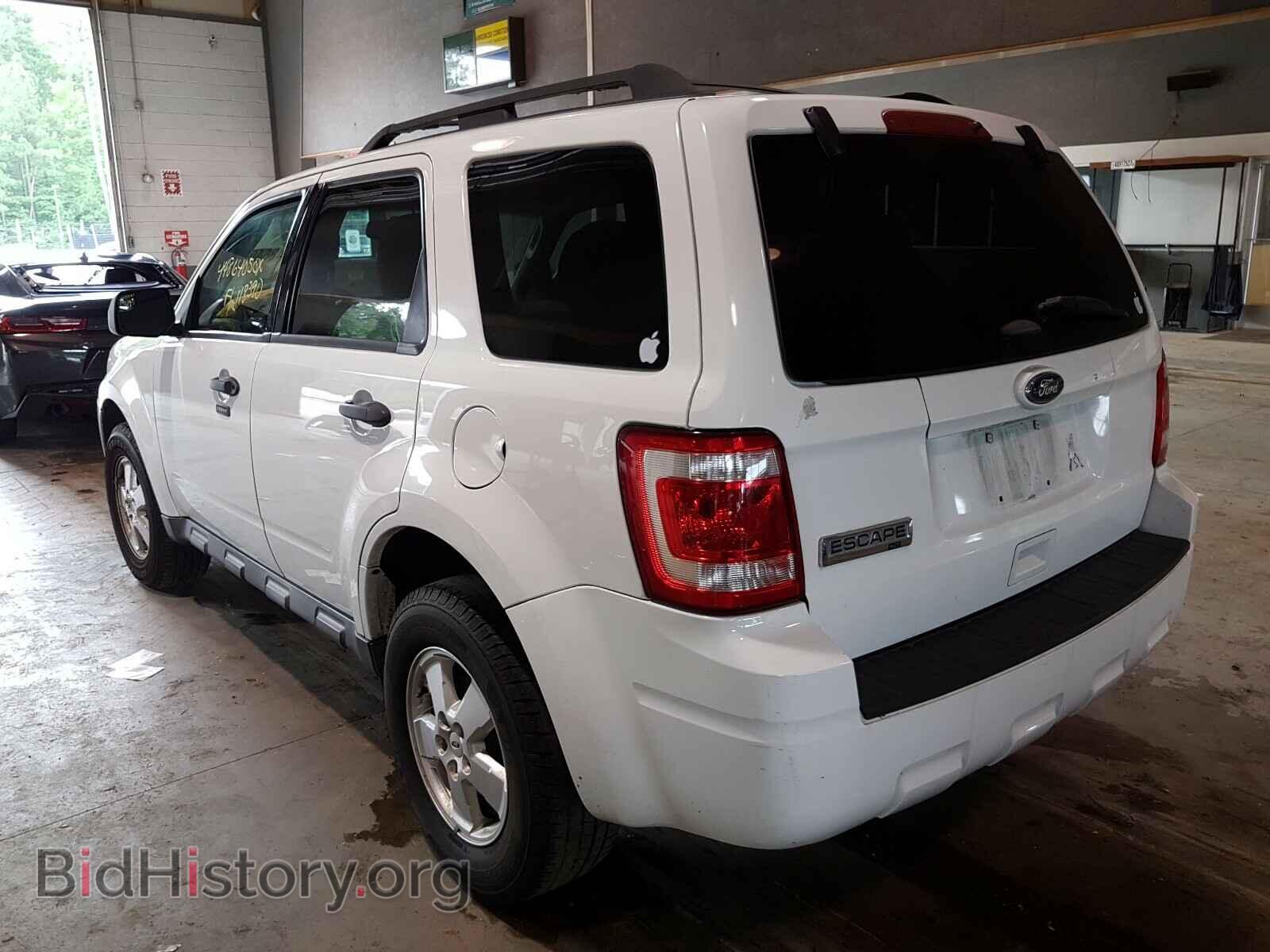 2011 FORD ESCAPE - VIN: 1FMCU0D79BKB92918 - Фото 3