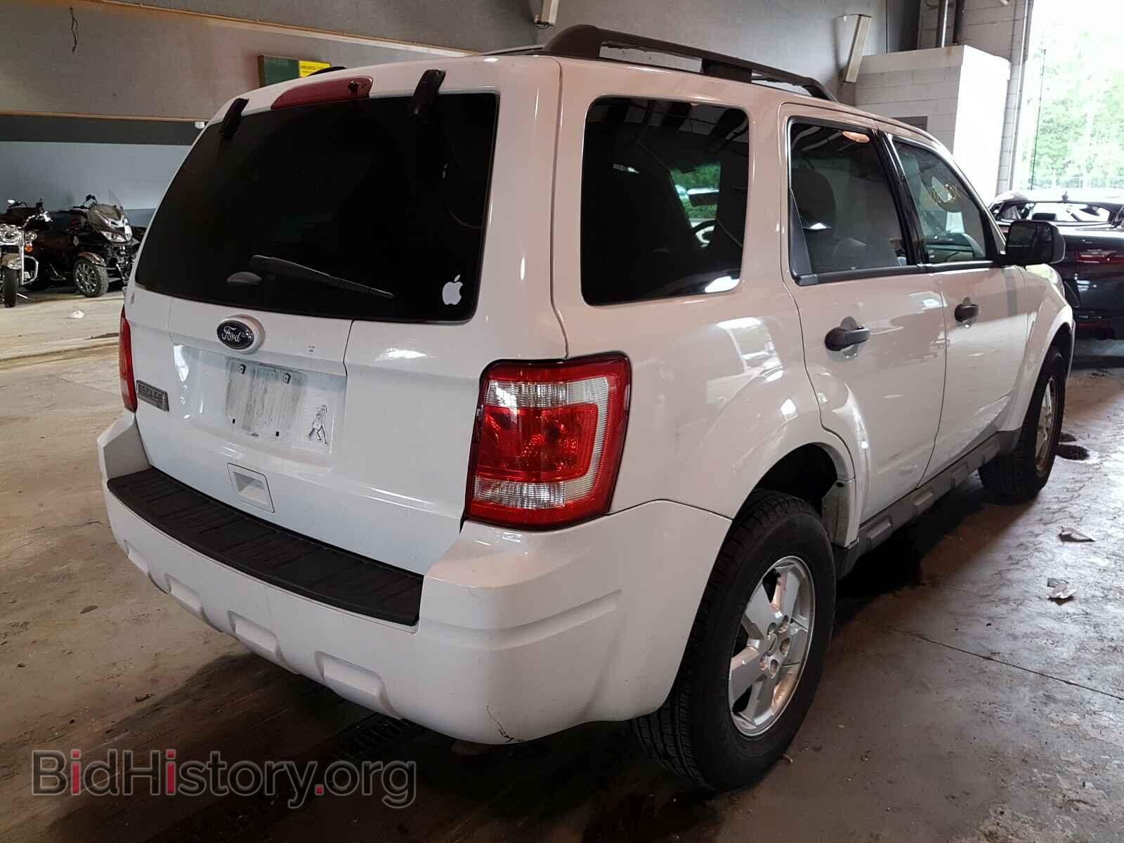 2011 FORD ESCAPE - VIN: 1FMCU0D79BKB92918 - Фото 4