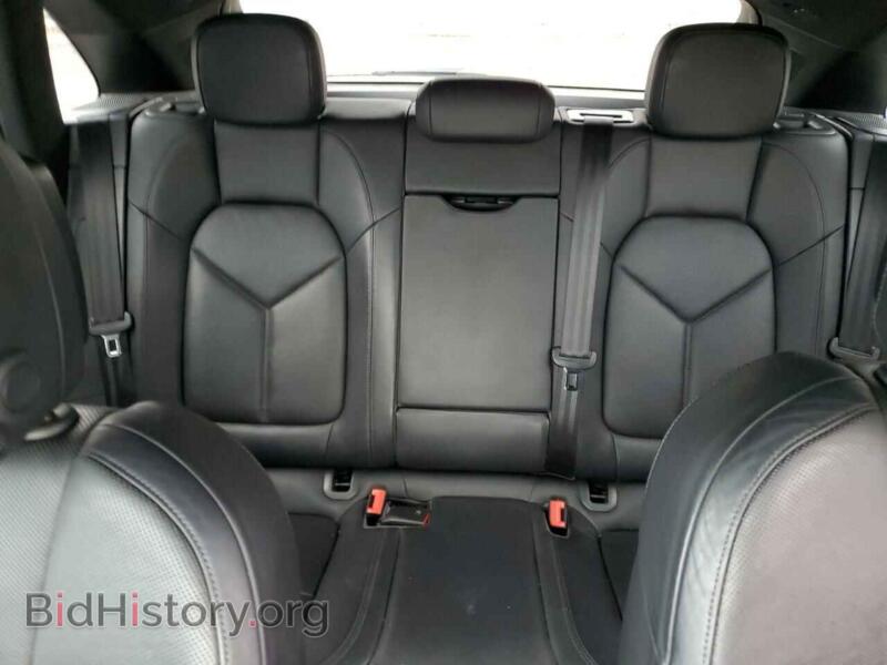 2016 Porsche MACAN (VIN WP1AB2A5XGLB43100) — photo 10 of 13